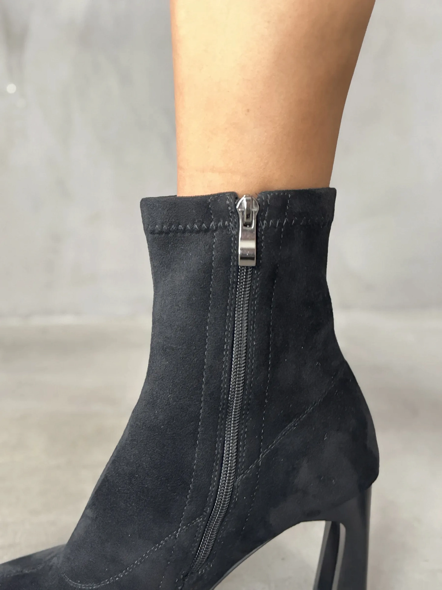 Ботильоны женские экозамша