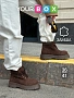 Коричневый