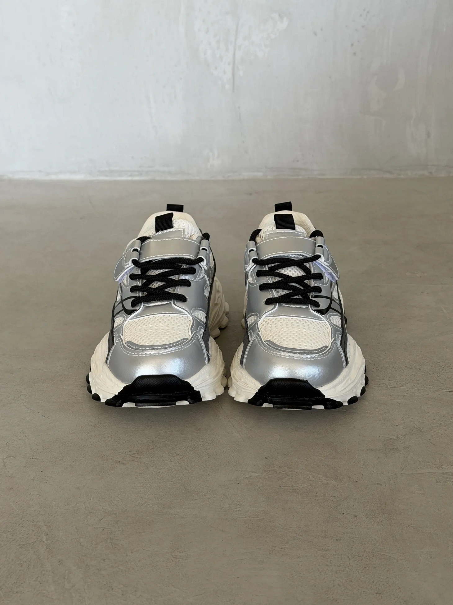 Демисезонные кроссовки детские на платформе