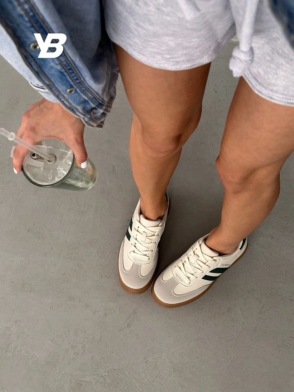 Кроссовки на платформе городские