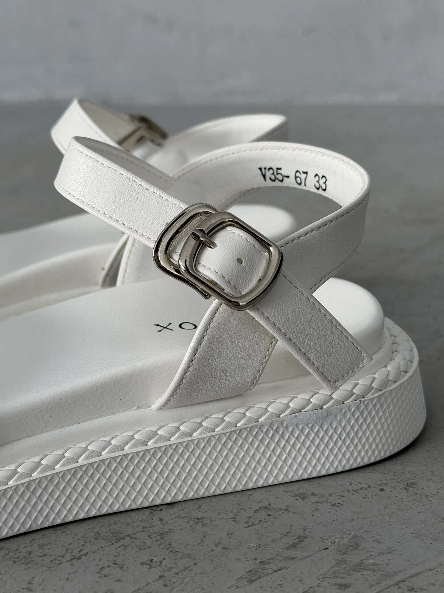 Летние босоножки на платформе