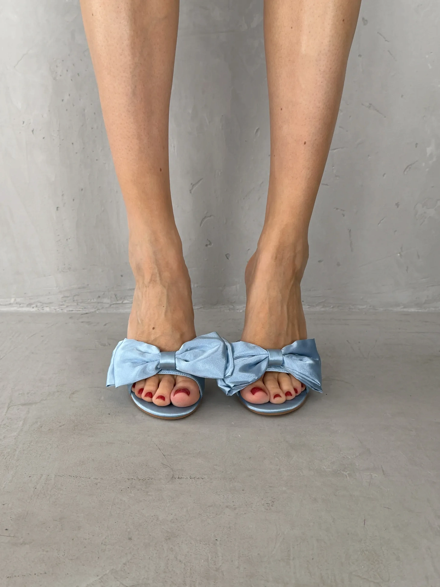 Летние босоножки женские на высоком каблуке