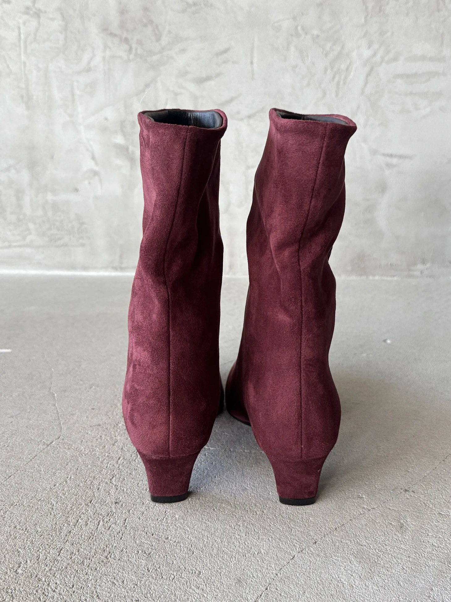 Ботильоны на низком каблуке демисезонные