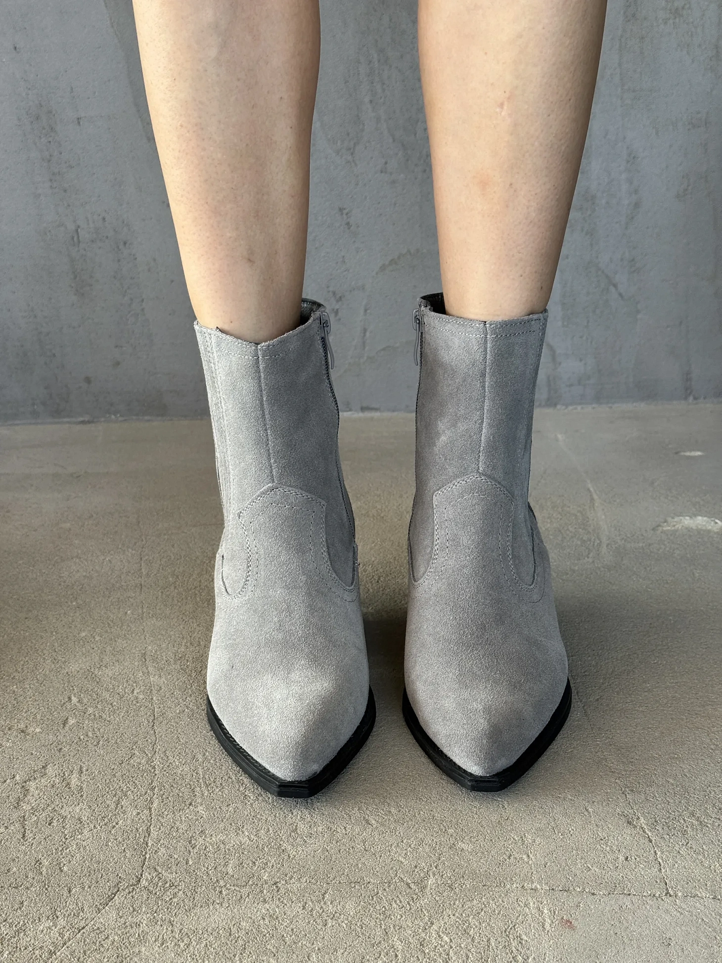 Казаки женские натуральная замша