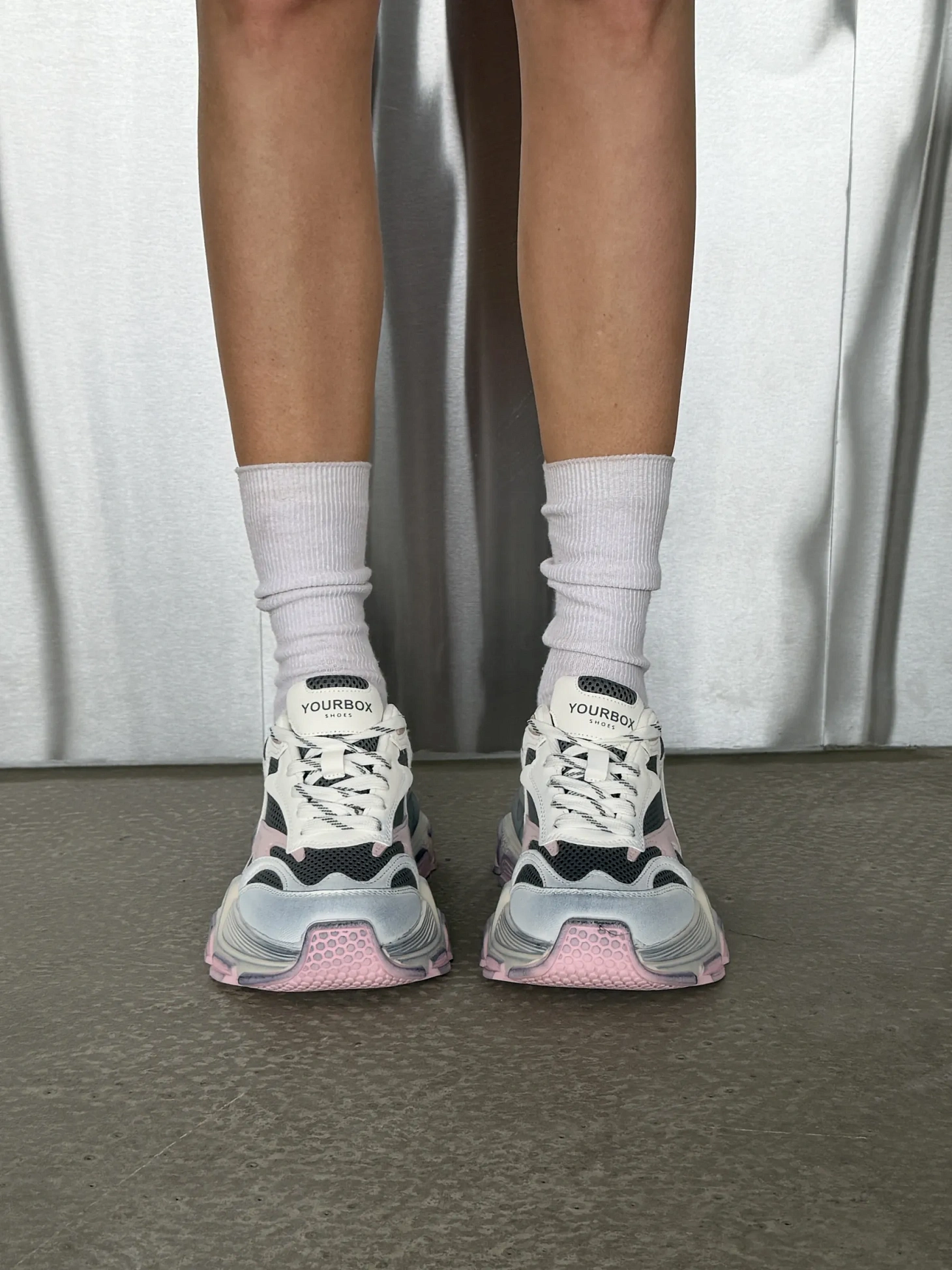 Кроссовки на платформе спортивные