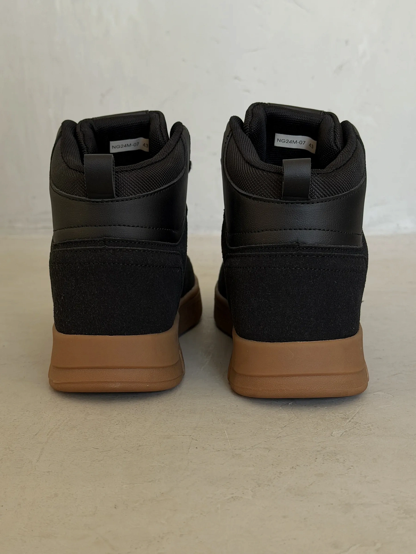 Демисезонные кроссовки мужские высокие кеды