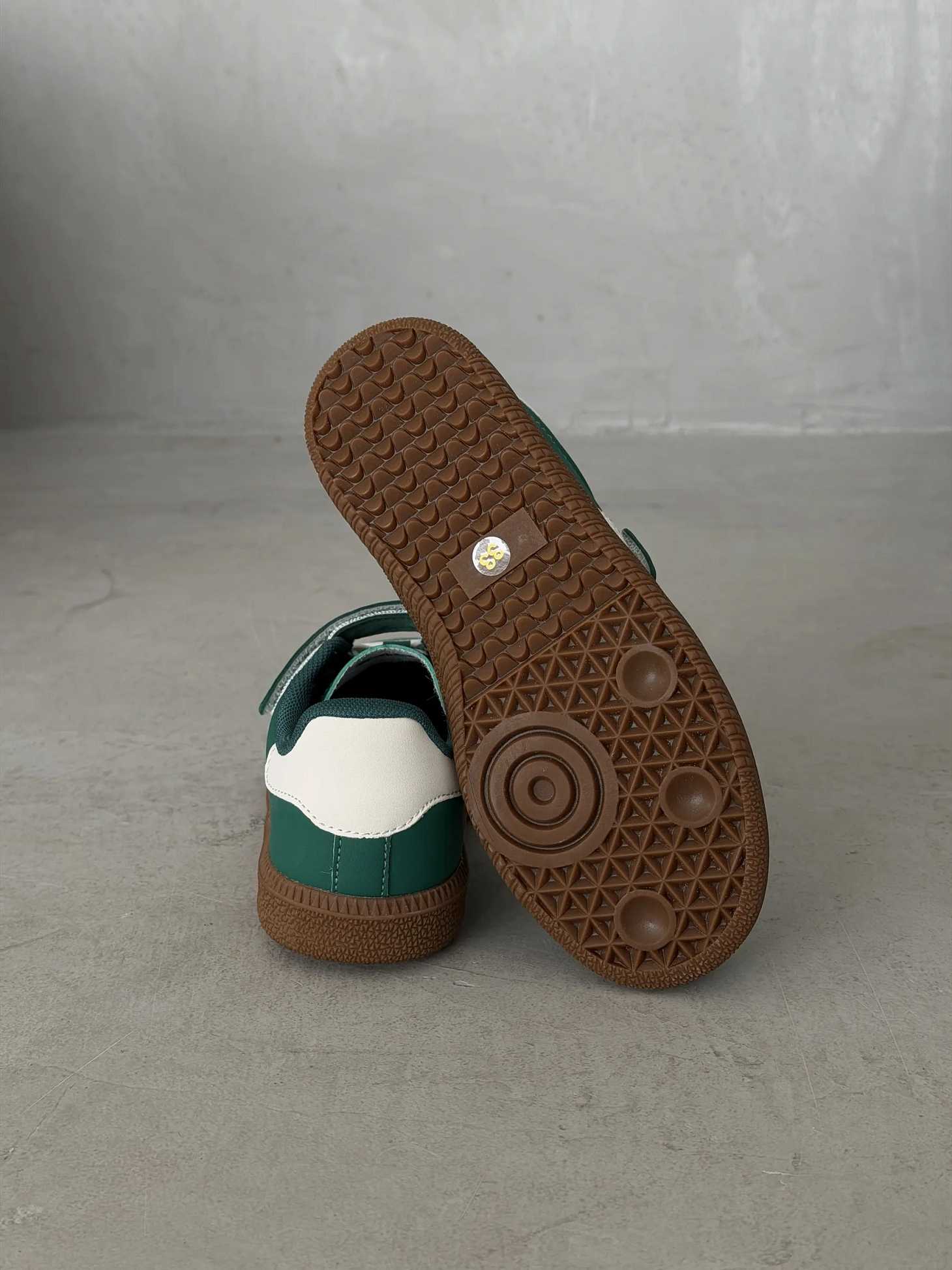 Демисезонные кроссовки детские на платформе