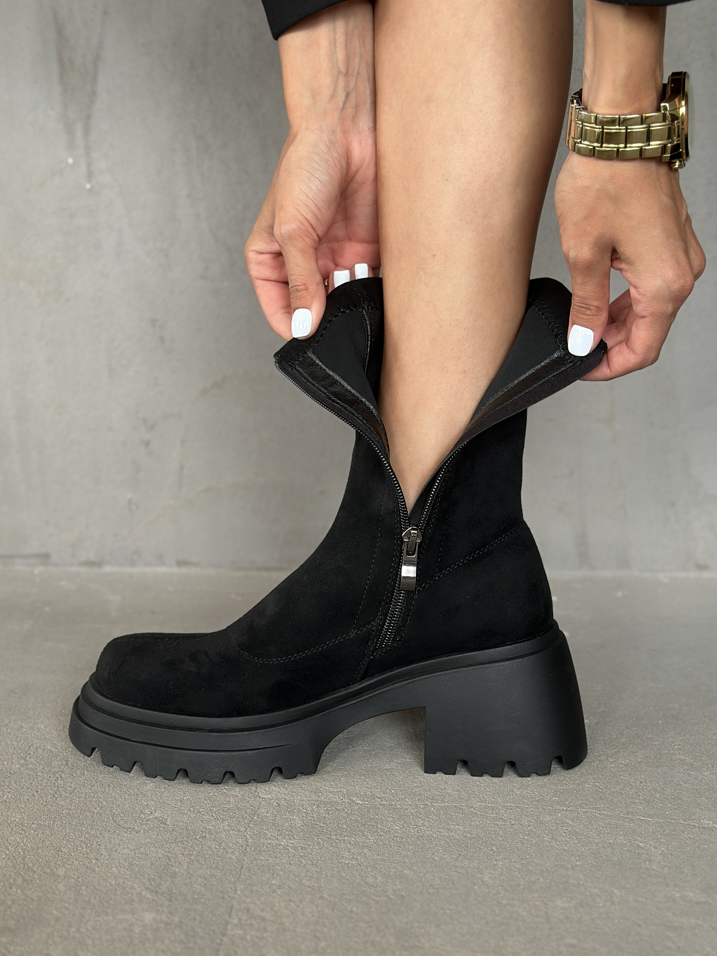 Ботинки женские экозамша