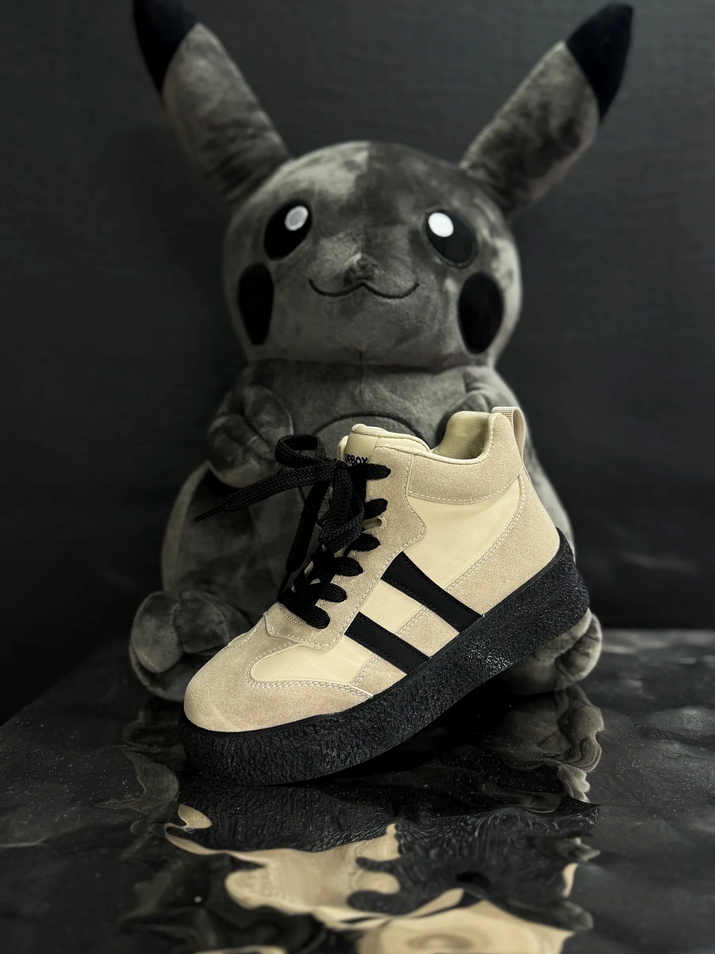 Демисезонные ботинки высокие на платформе