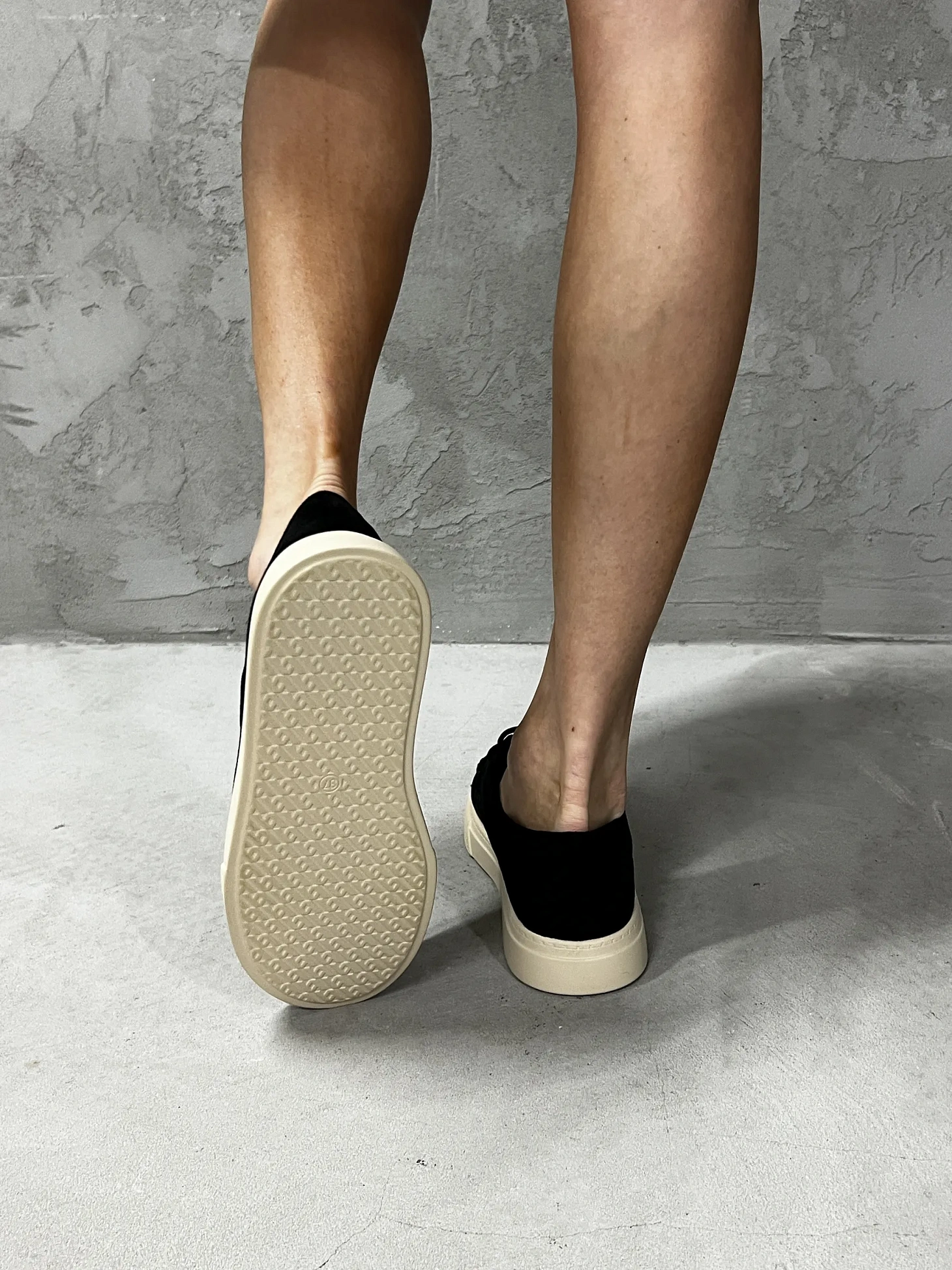 Лоферы женские на шнурках летние