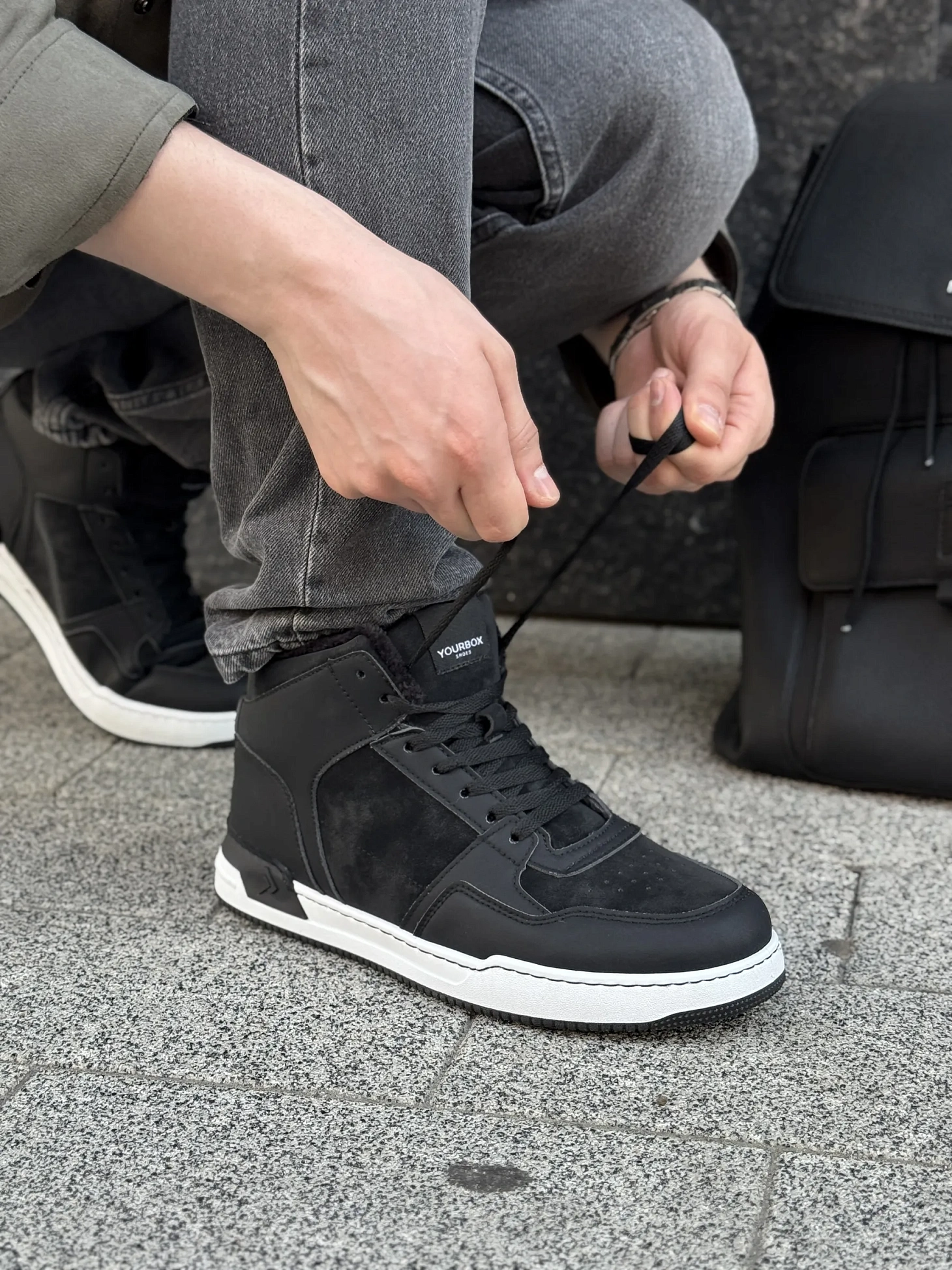 Зимние кроссовки утепленные высокие кеды