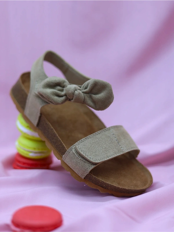 Детские летние босоножки на платформе