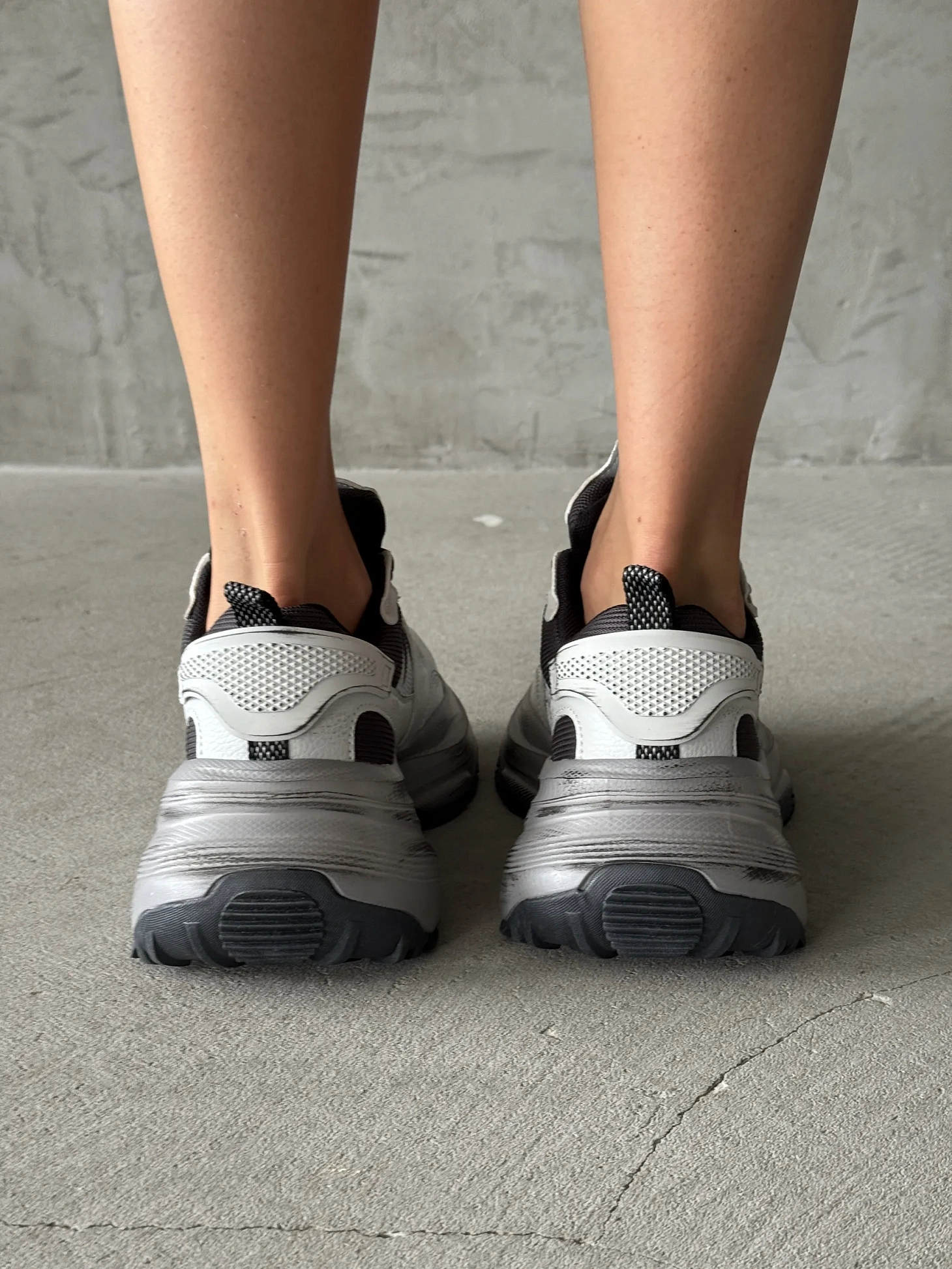 Кроссовки на платформе