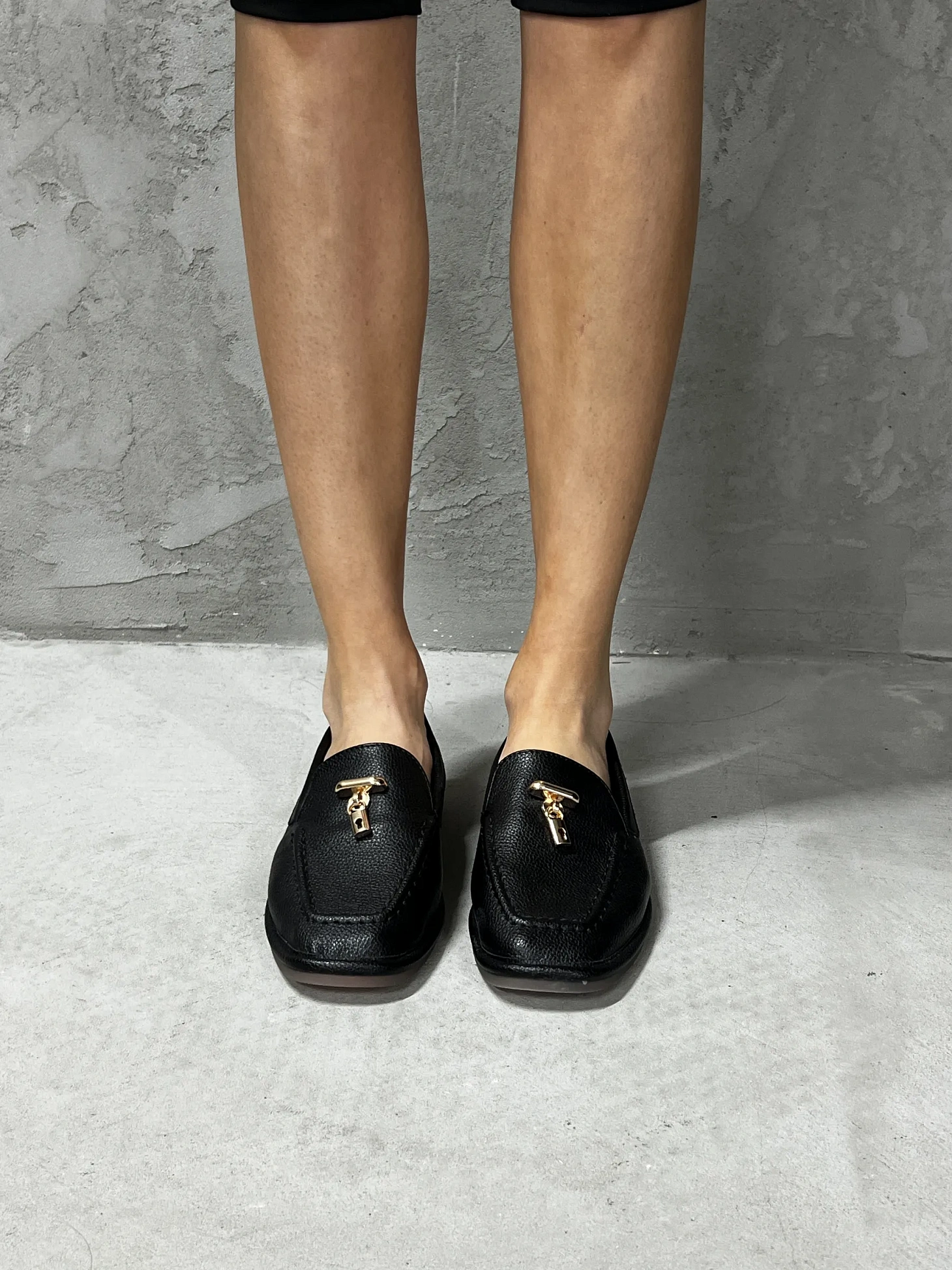 Лоферы женские экокожа