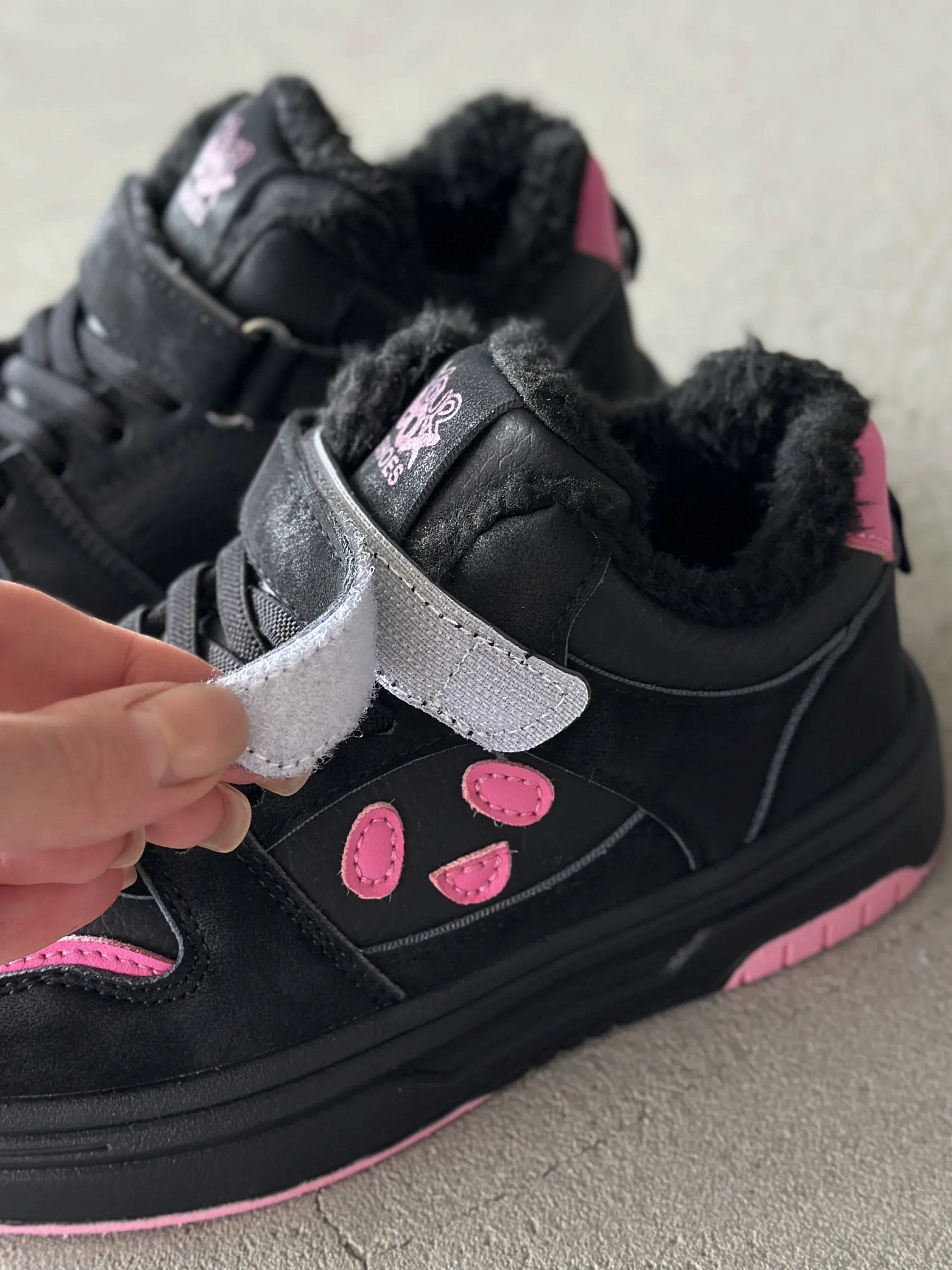 Утепленные кроссовки для девочки