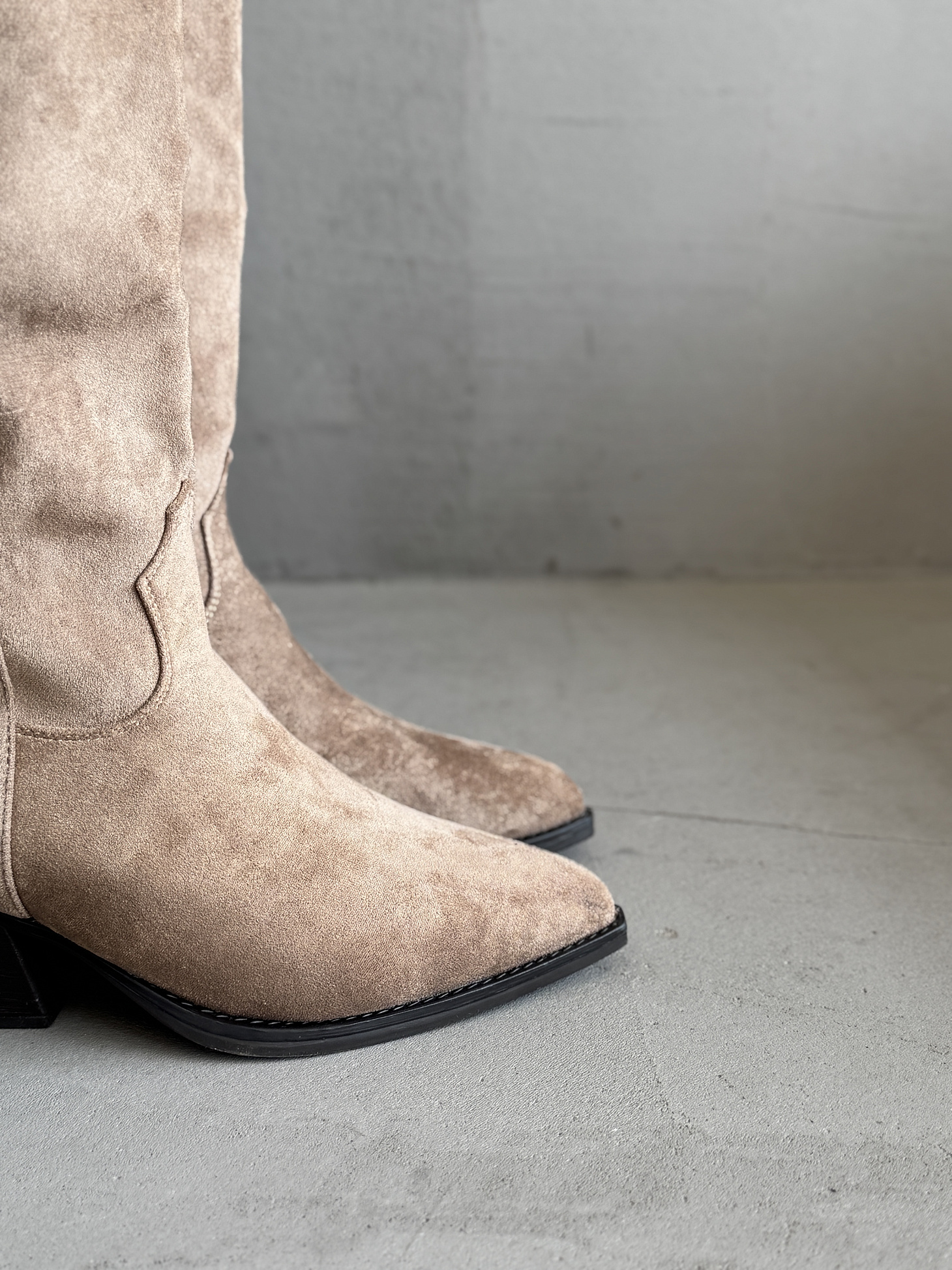 Сапоги казаки женские экозамша еврошерсть