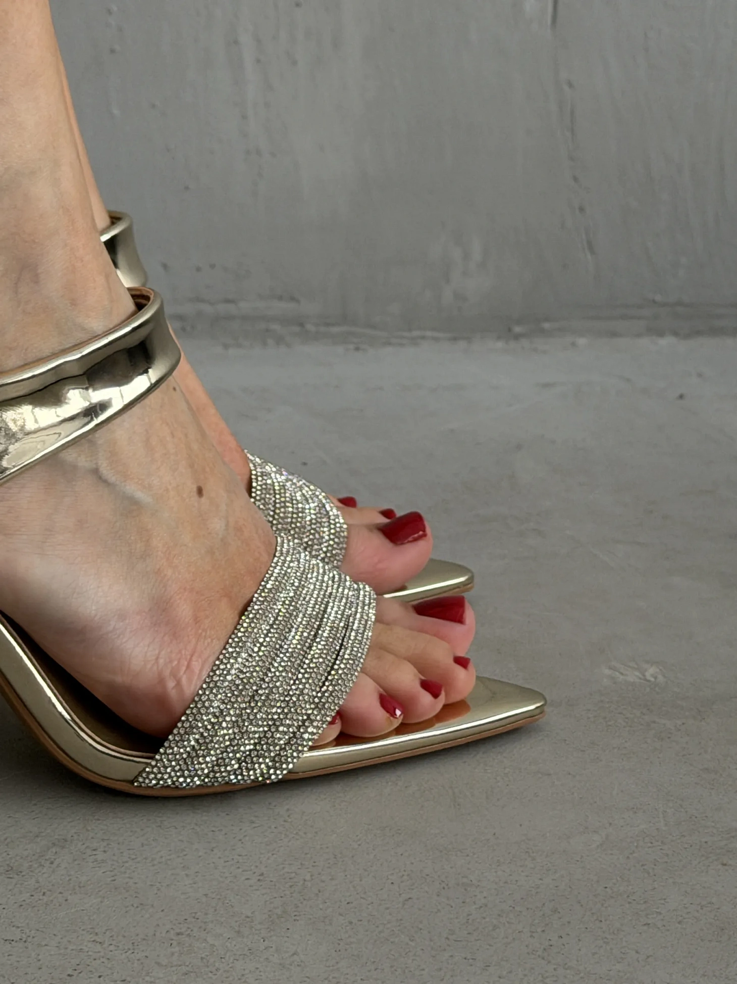 Летние босоножки женские на высоком каблуке шпильке