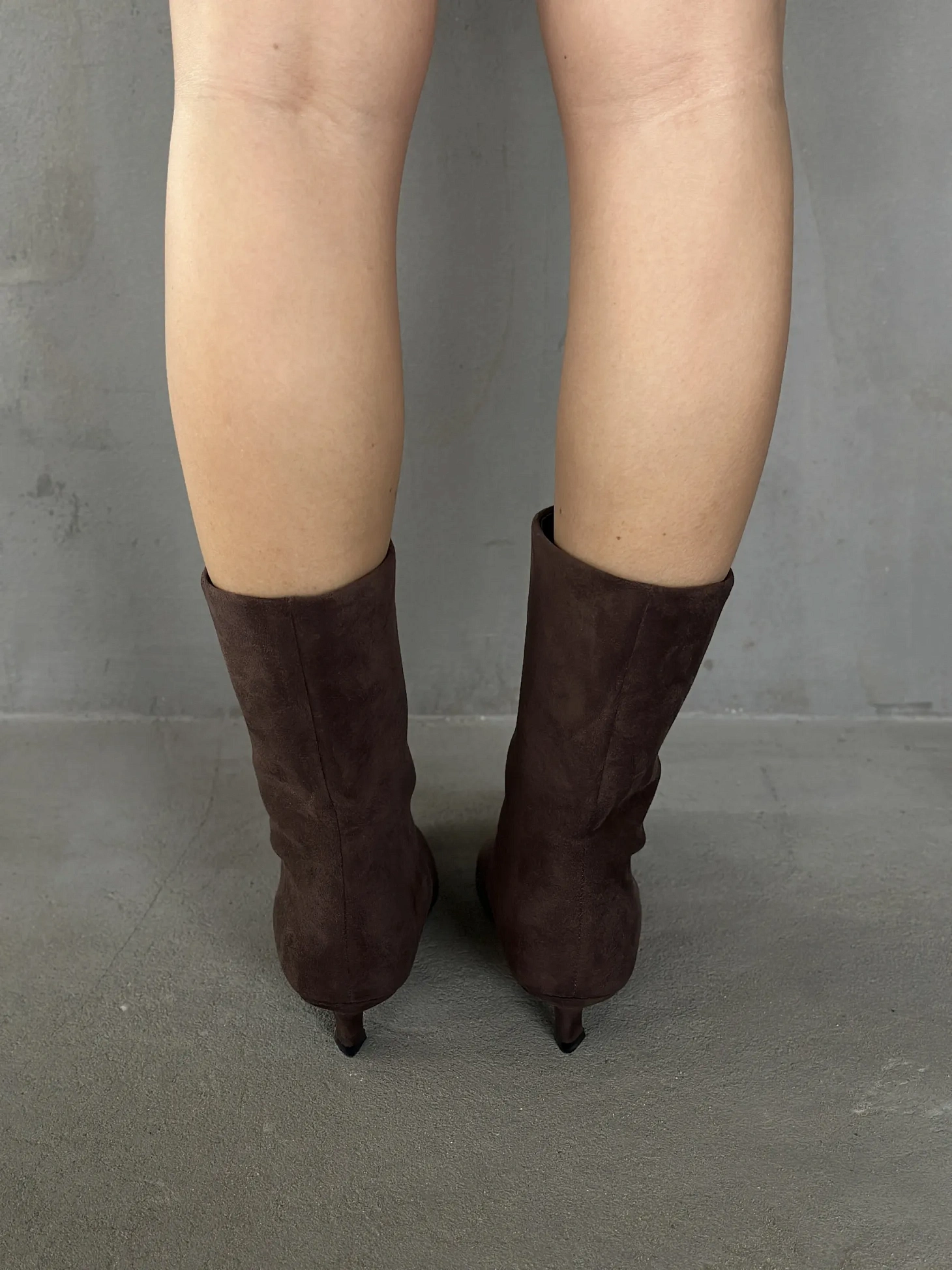 Ботильоны женские демисезонные на каблуке с острым носом