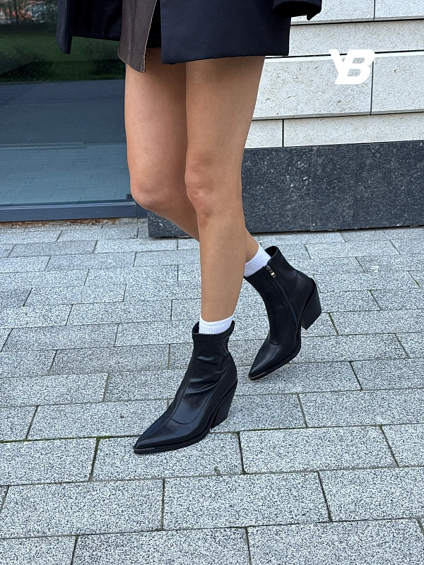 Казаки женские экокожа