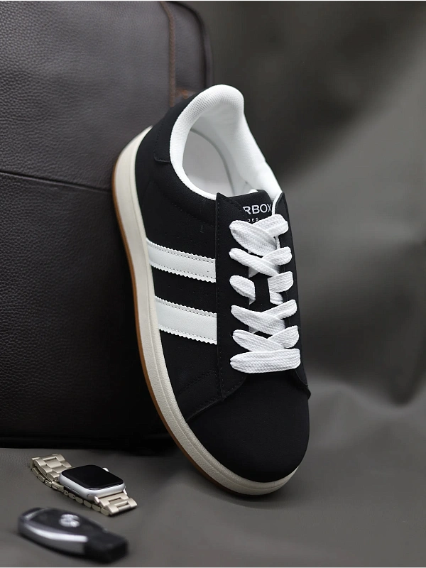 Демисезонные кроссовки спортивные