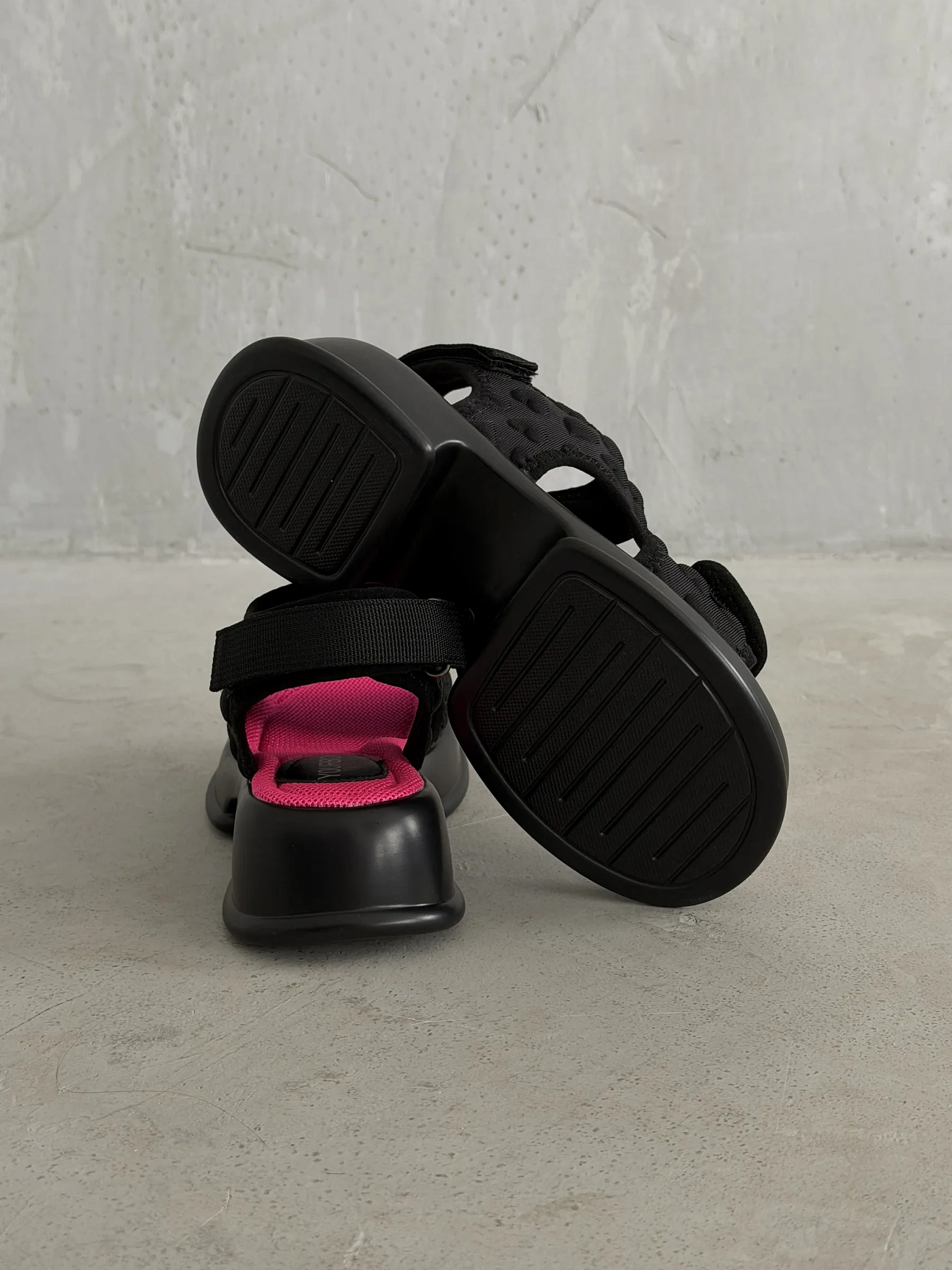 Летние босоножки на платформе