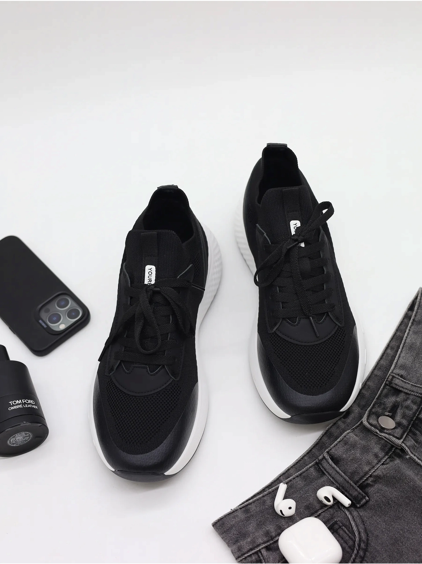 Демисезонные кроссовки мужские спортивные