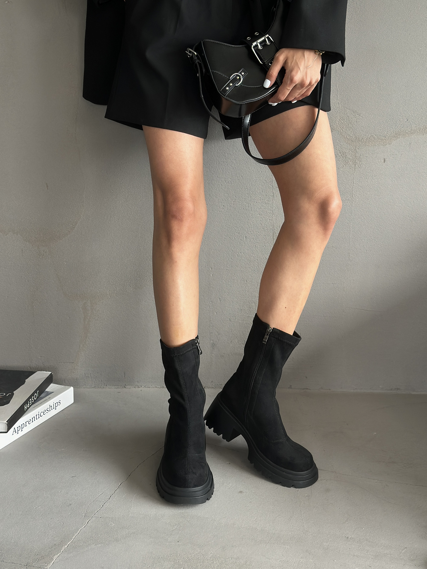 Ботинки женские экозамша