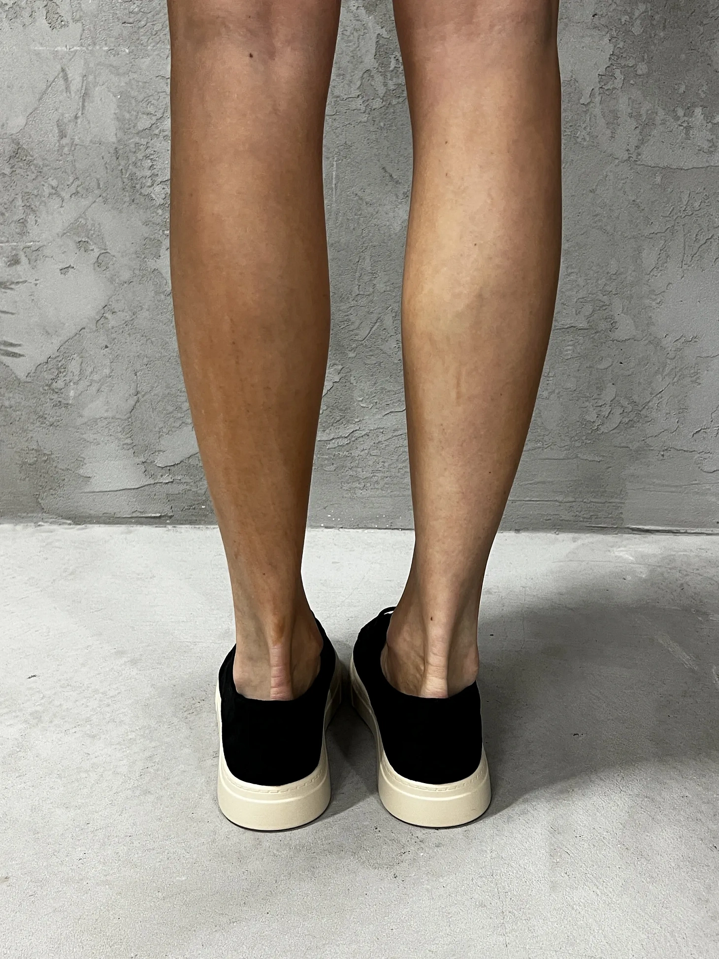 Лоферы женские на шнурках летние