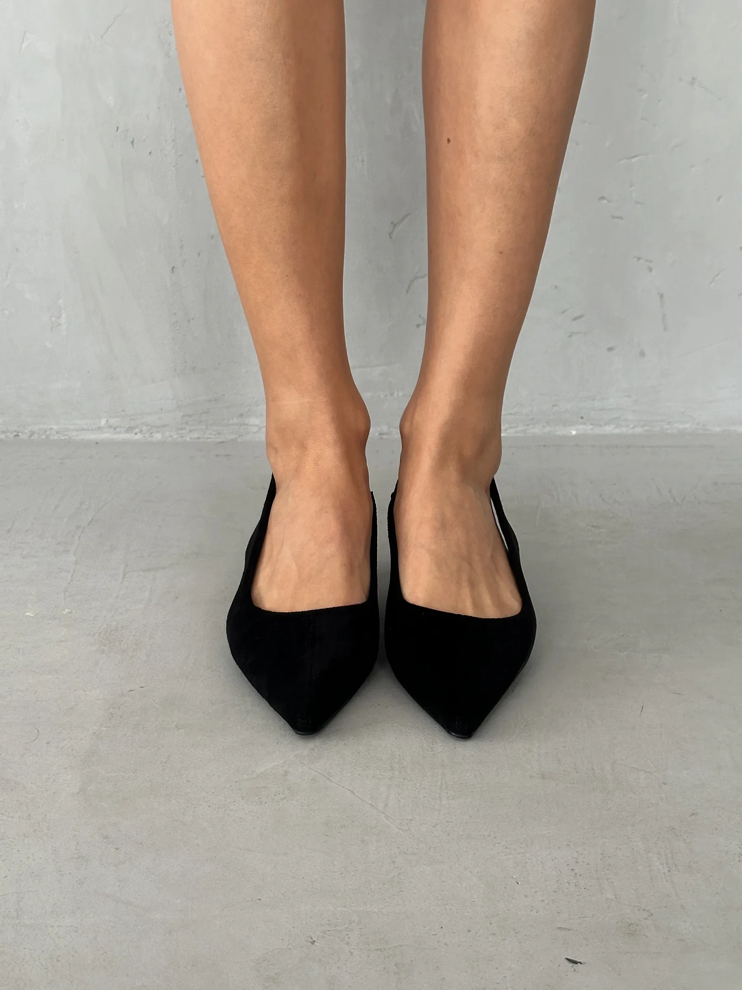 Туфли на каблуке с открытой пяткой лодочки