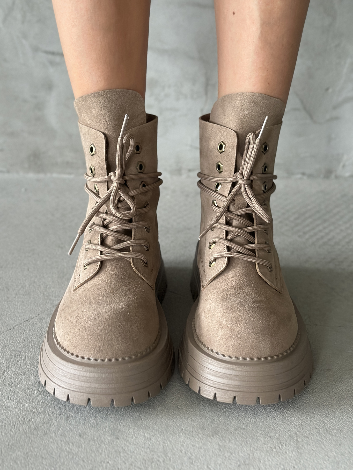 Ботинки женские натуральная замша