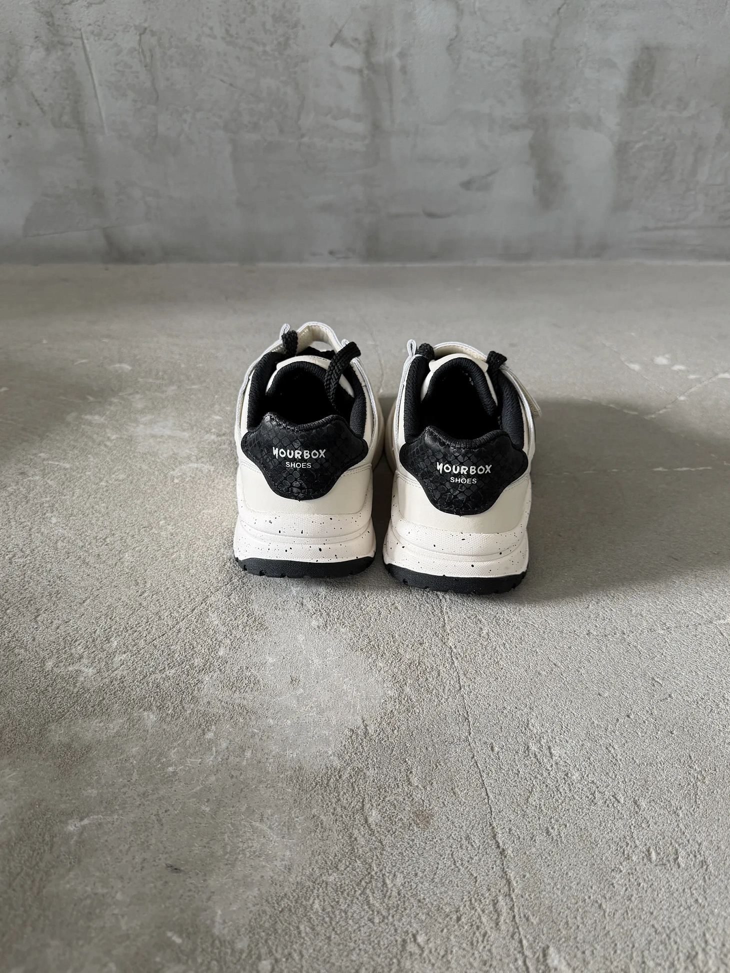 Демисезонные кроссовки детские на платформе