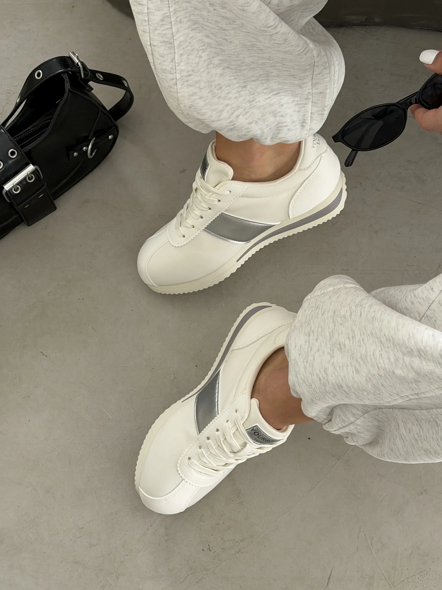 Кроссовки женские весна на платформе спортивные