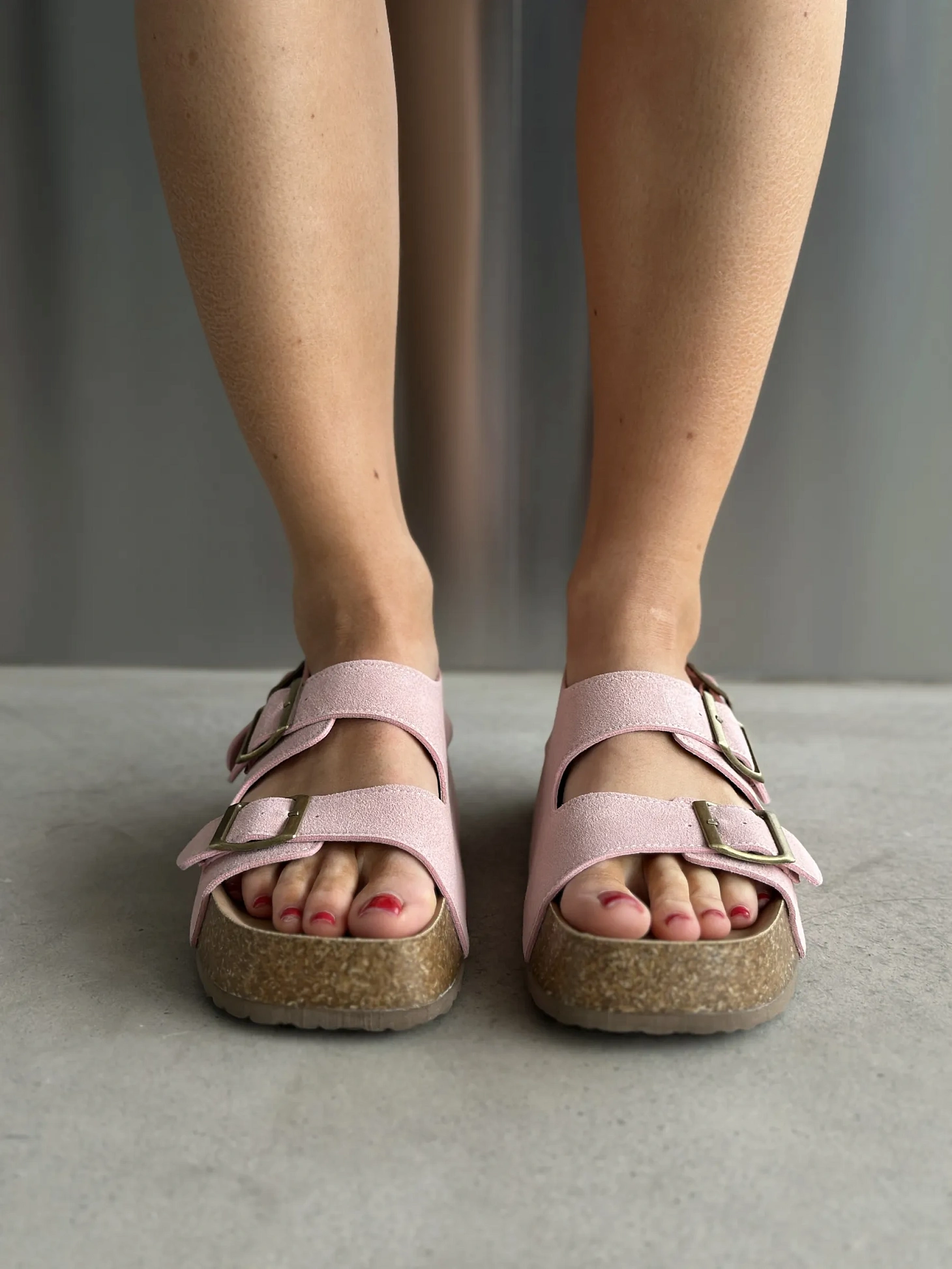 Босоножки летние на платформе