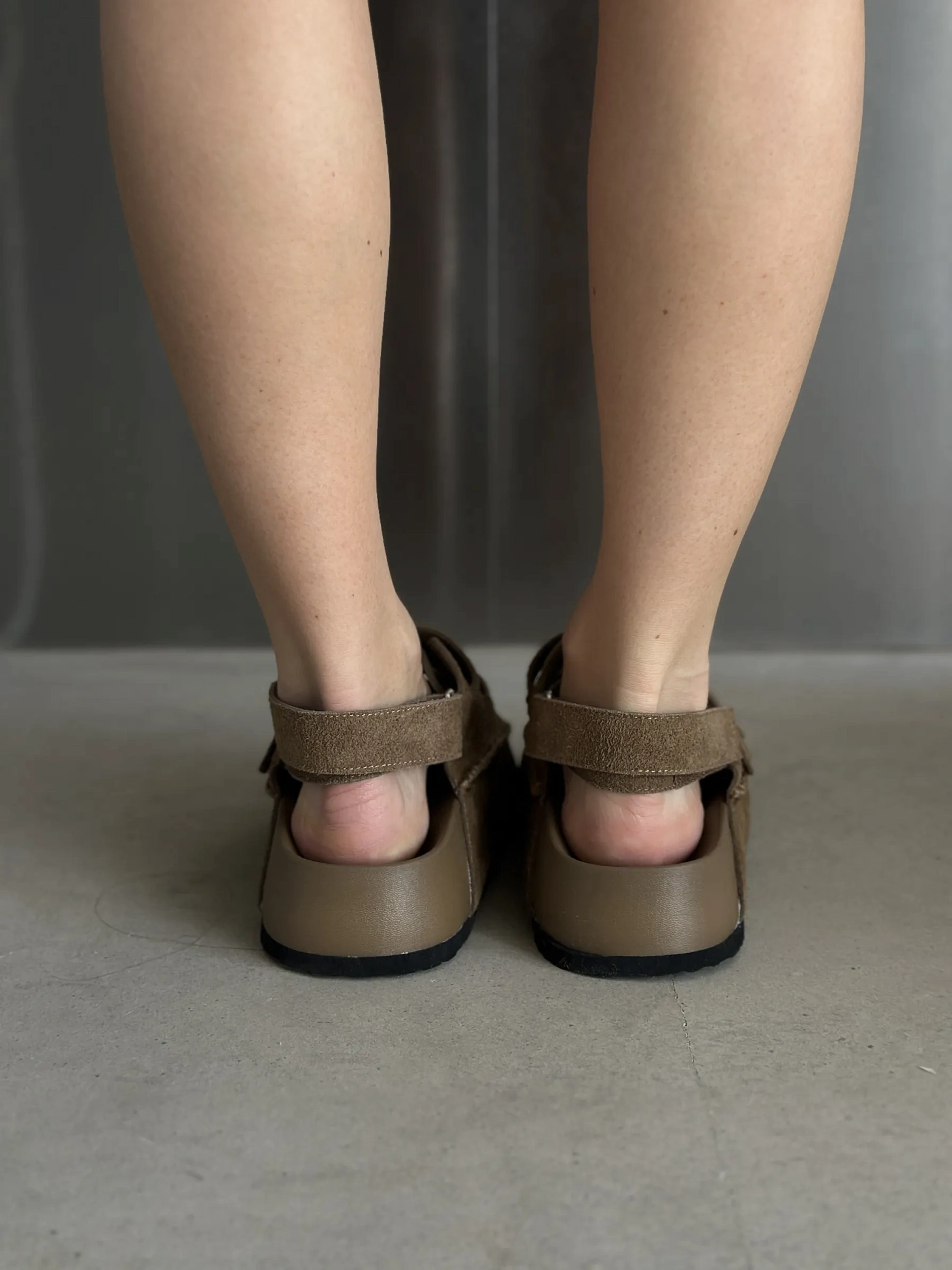 Летние босоножки женские на платформе