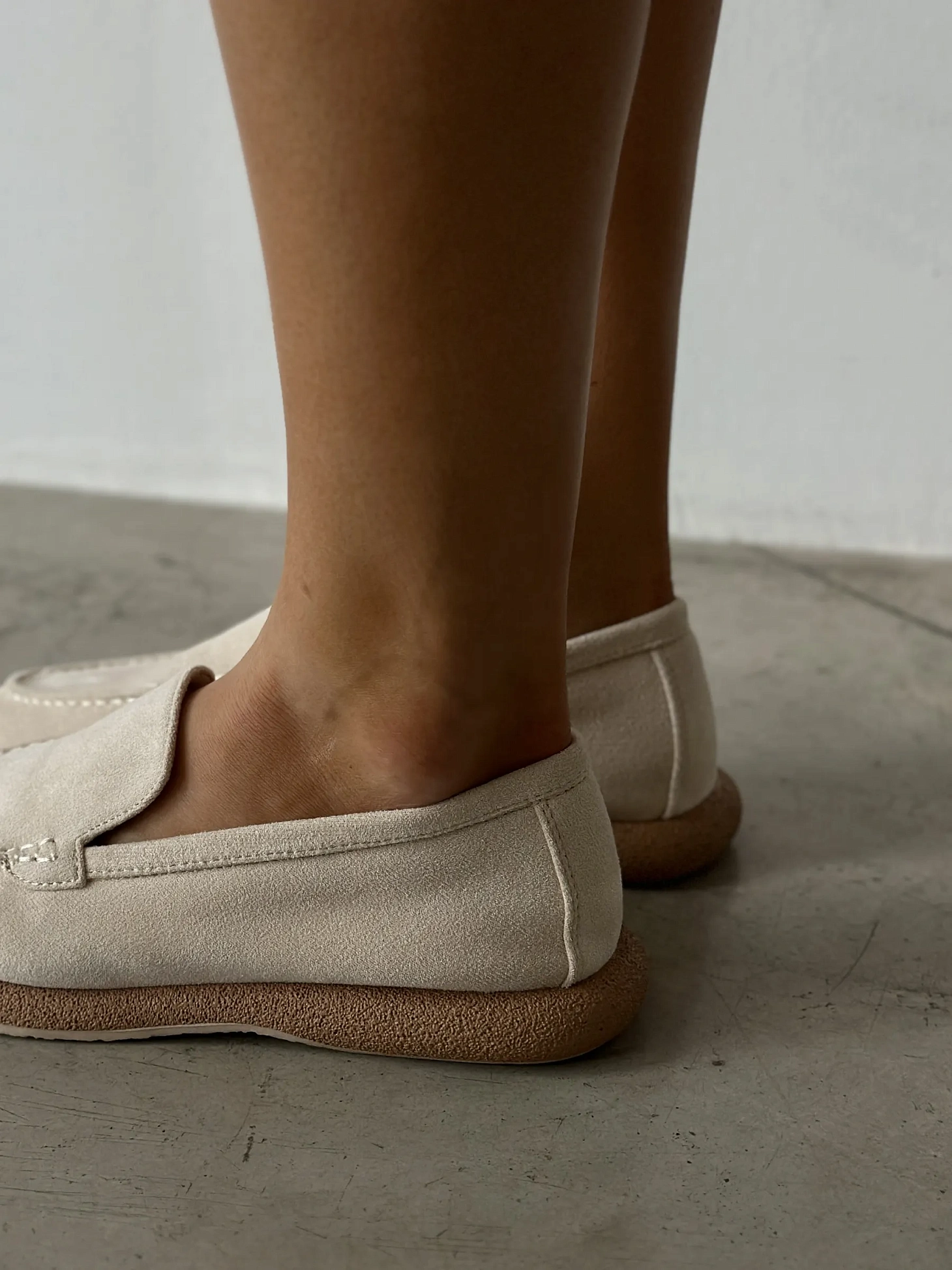 Лоферы женские экозамша