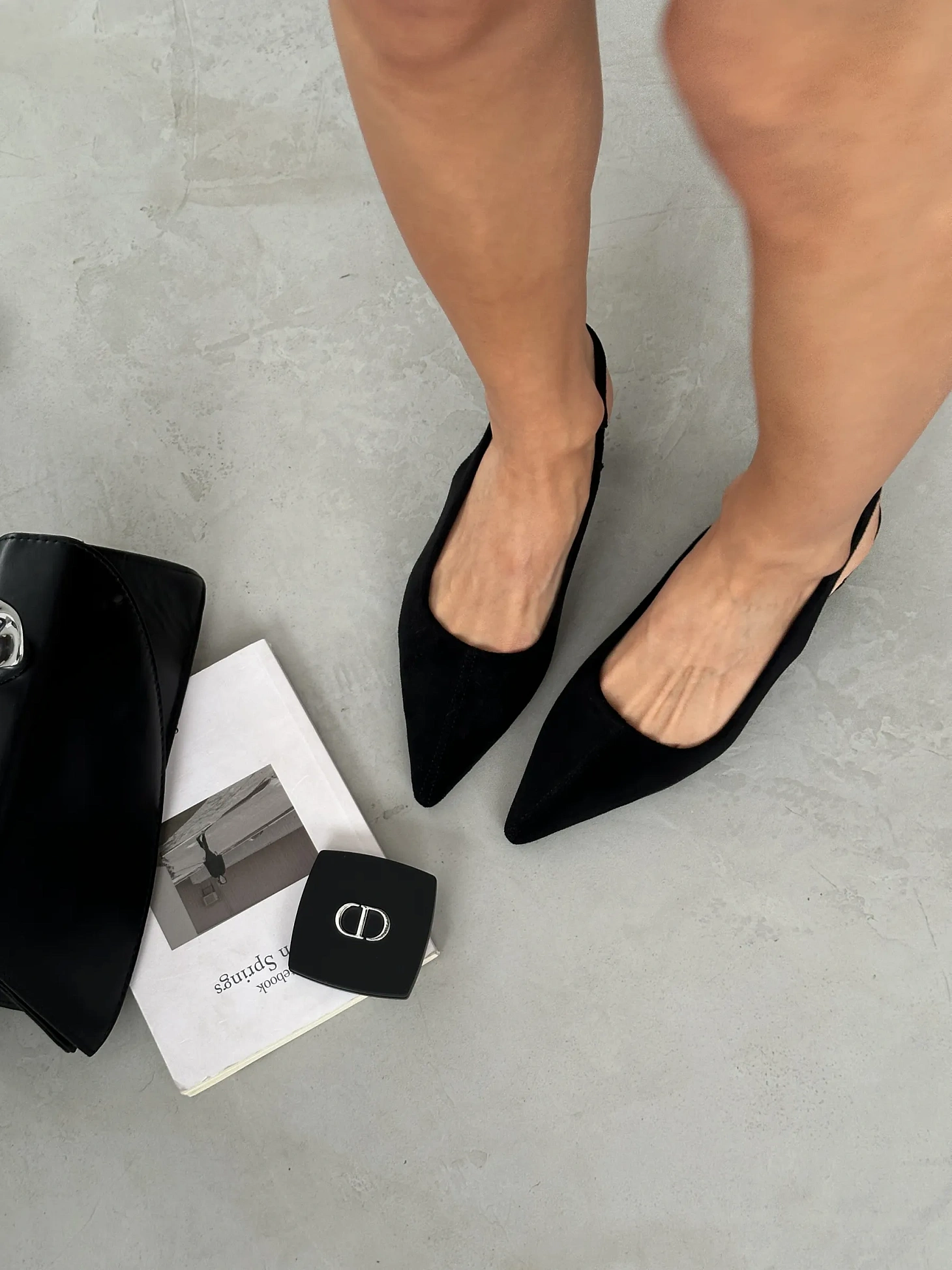 Туфли на каблуке с открытой пяткой лодочки