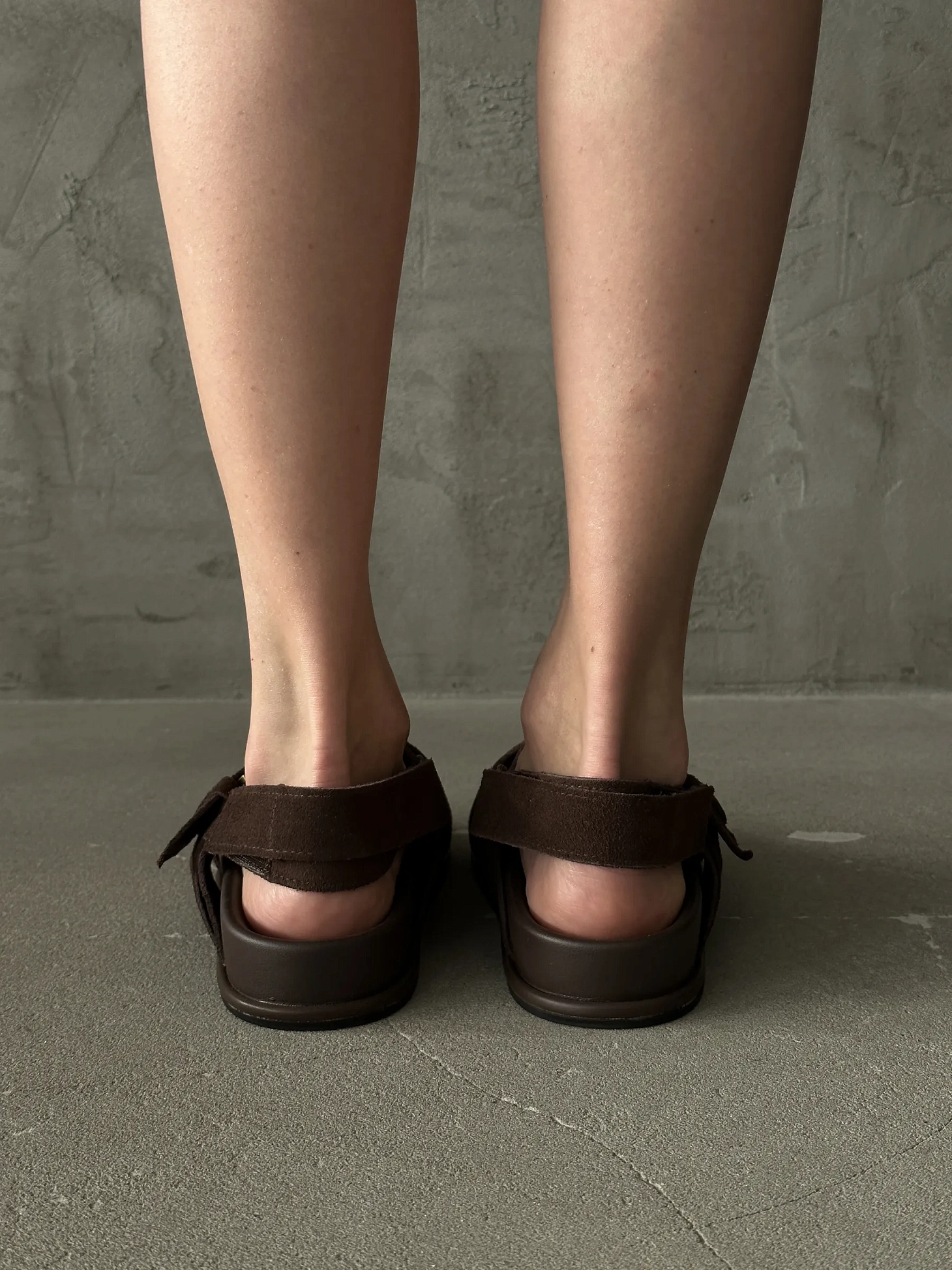 Летние босоножки женские на плоской подошве