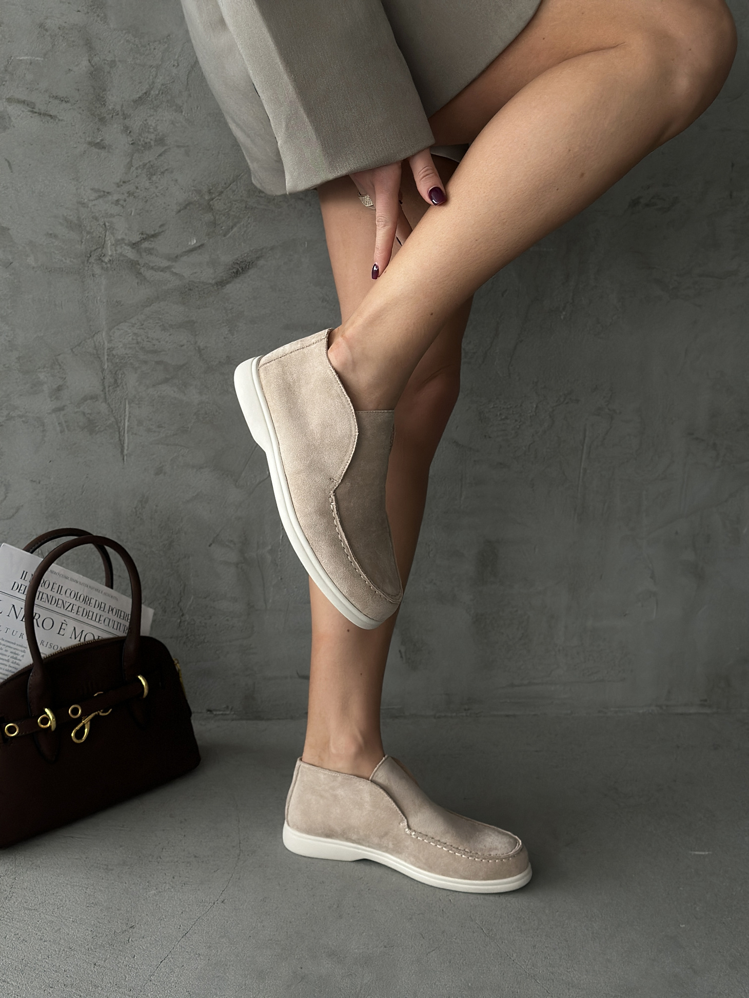 Лоферы женские экозамша