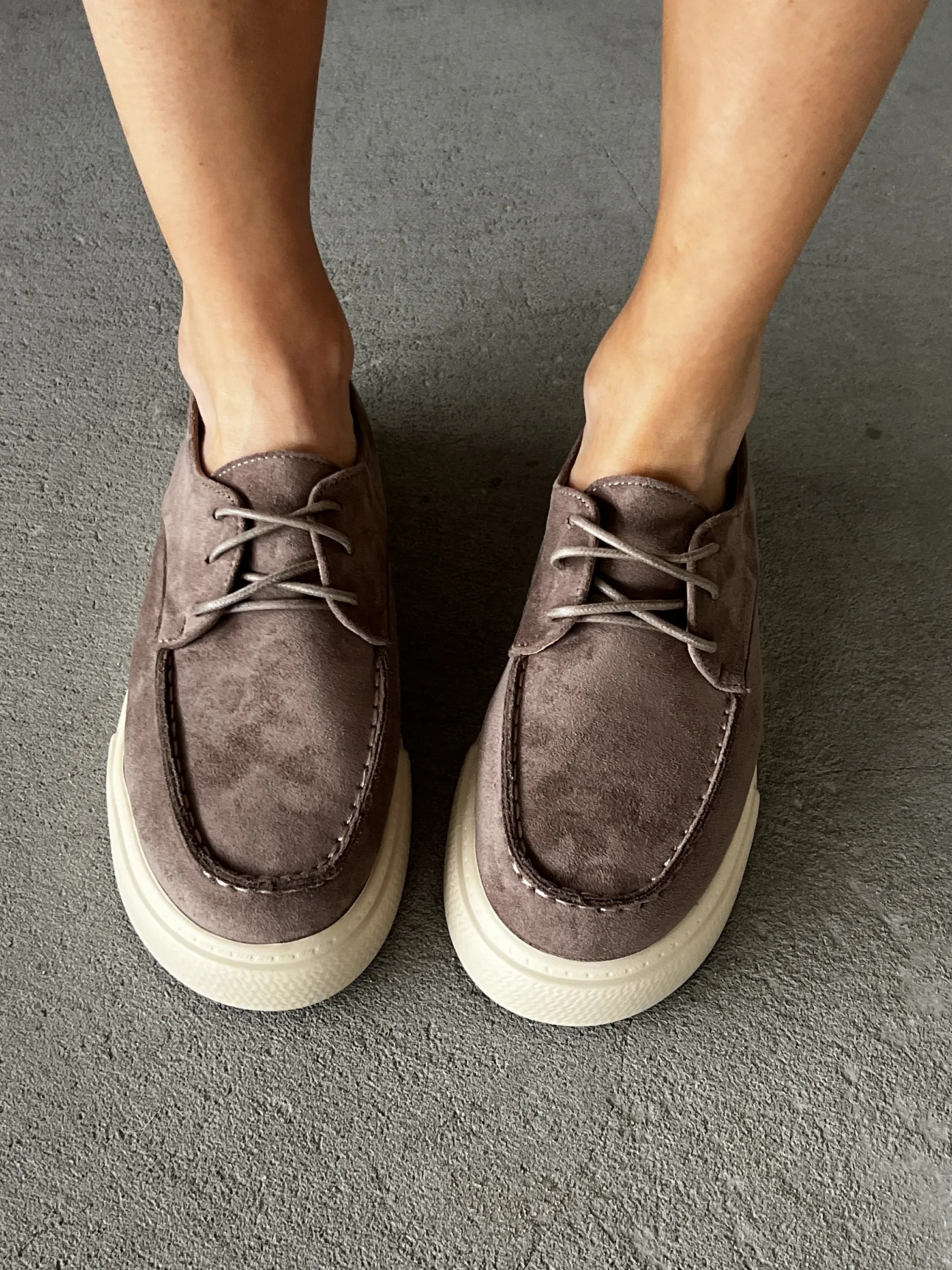 Лоферы женские на шнурках летние