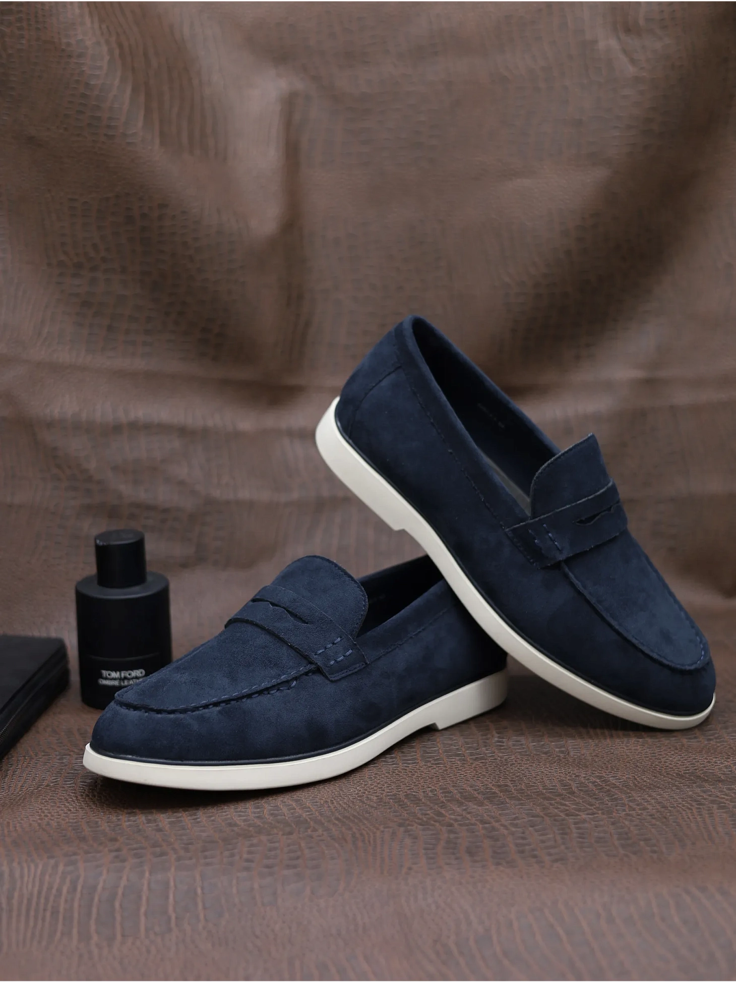 Замшевые лоферы мужские классические на платформе