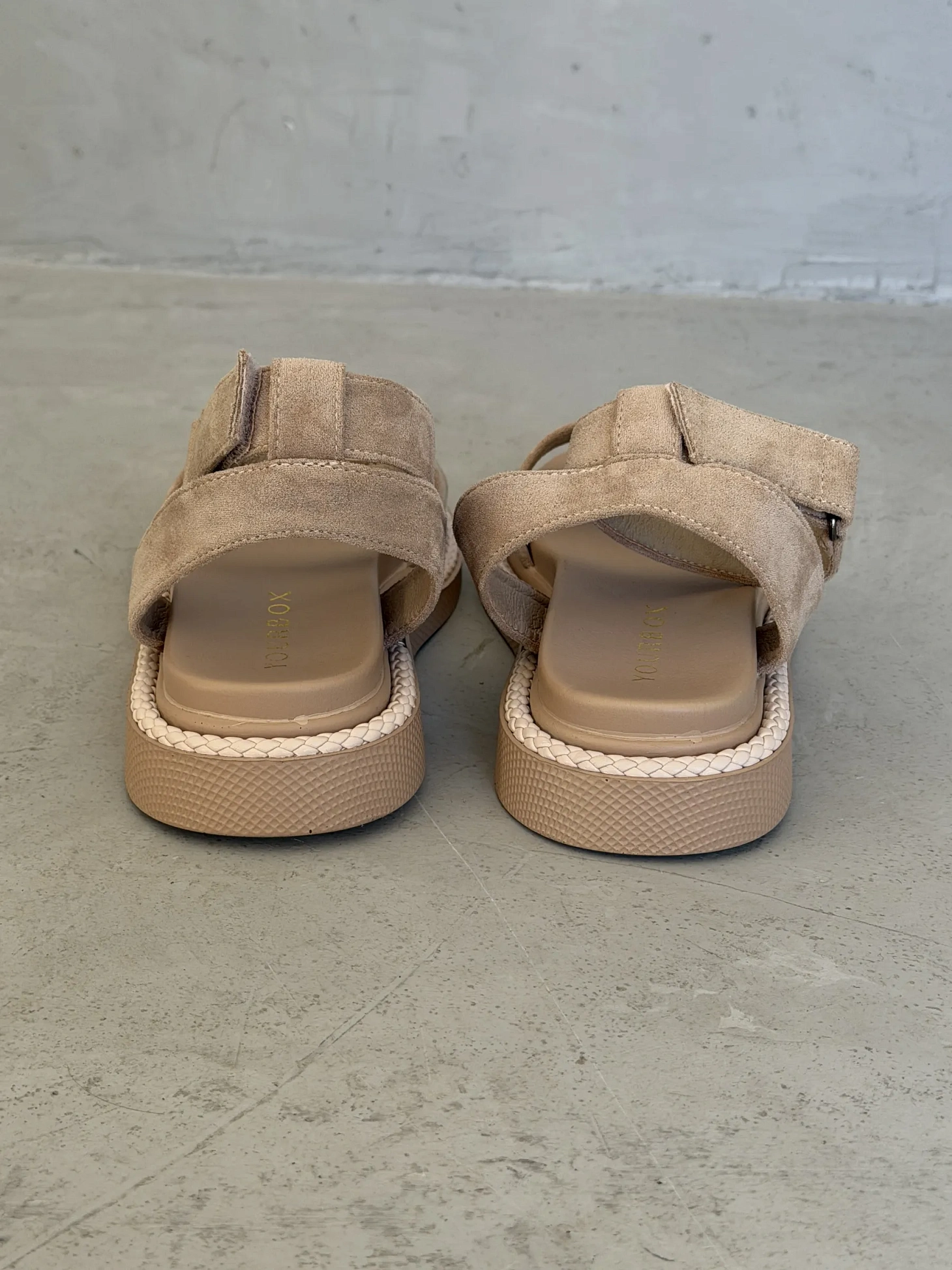 Летние босоножки на платформе