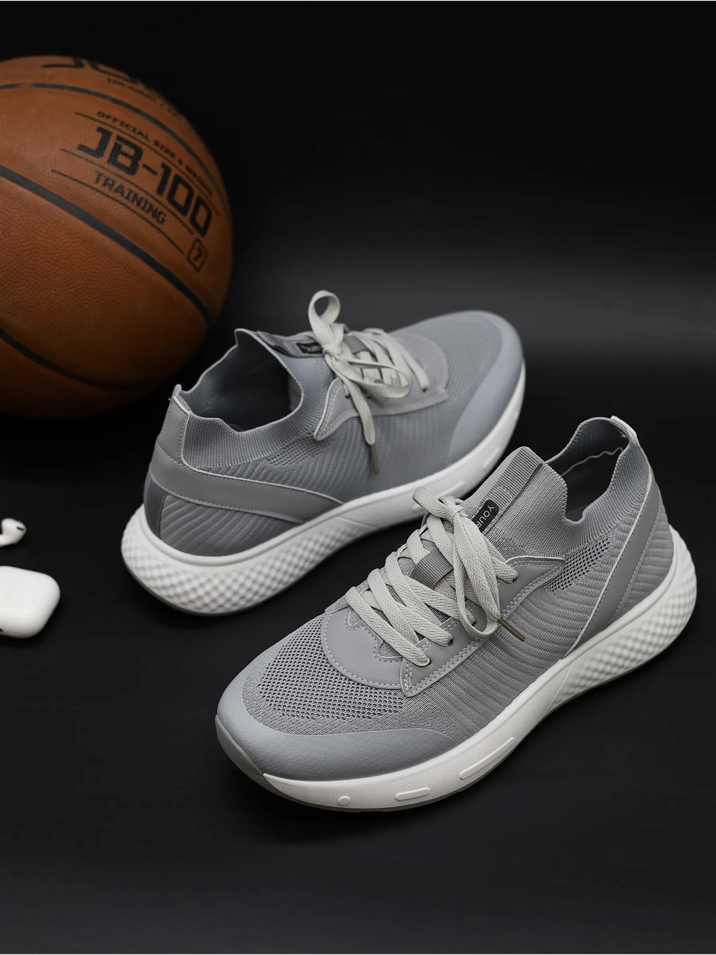 Демисезонные кроссовки мужские спортивные