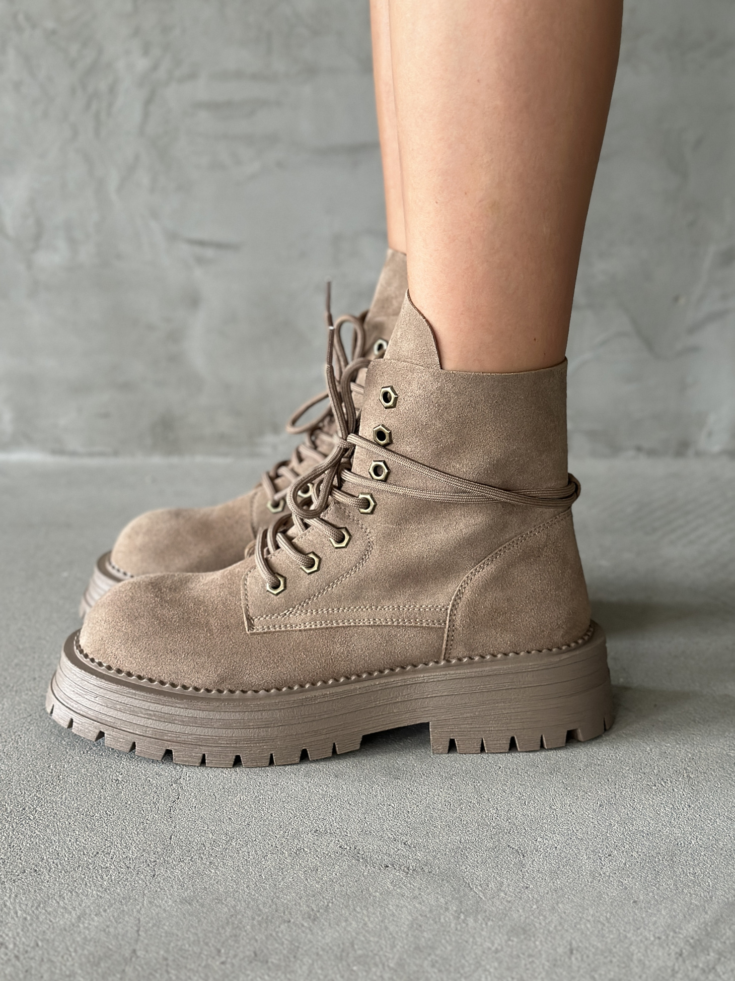 Ботинки женские натуральная замша