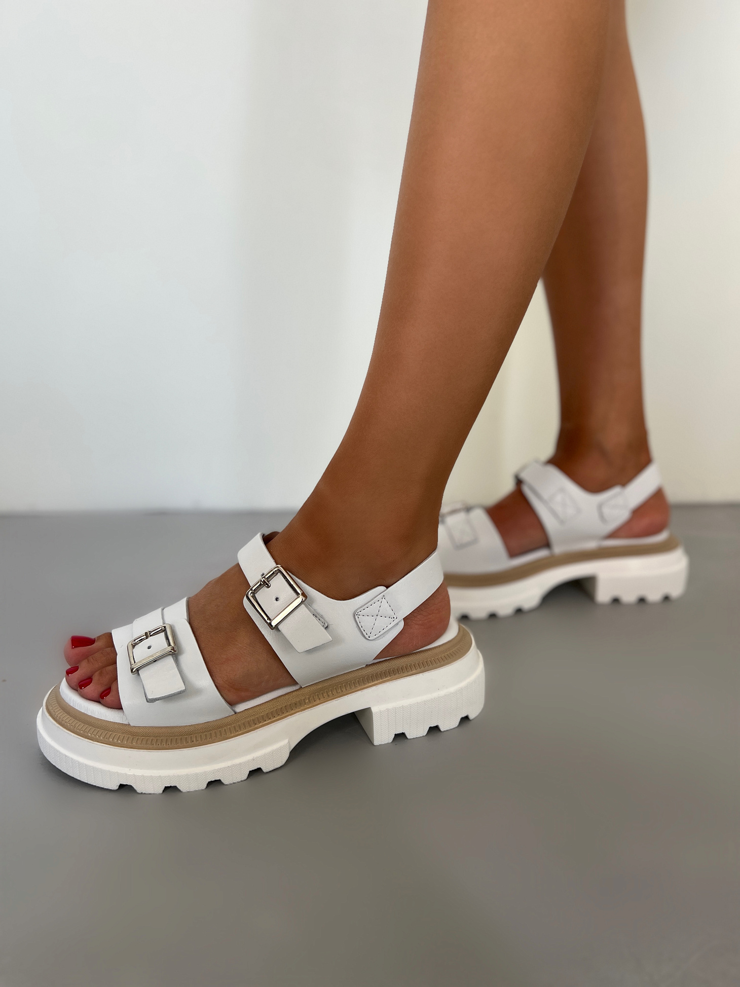 Босоножки женские кожа