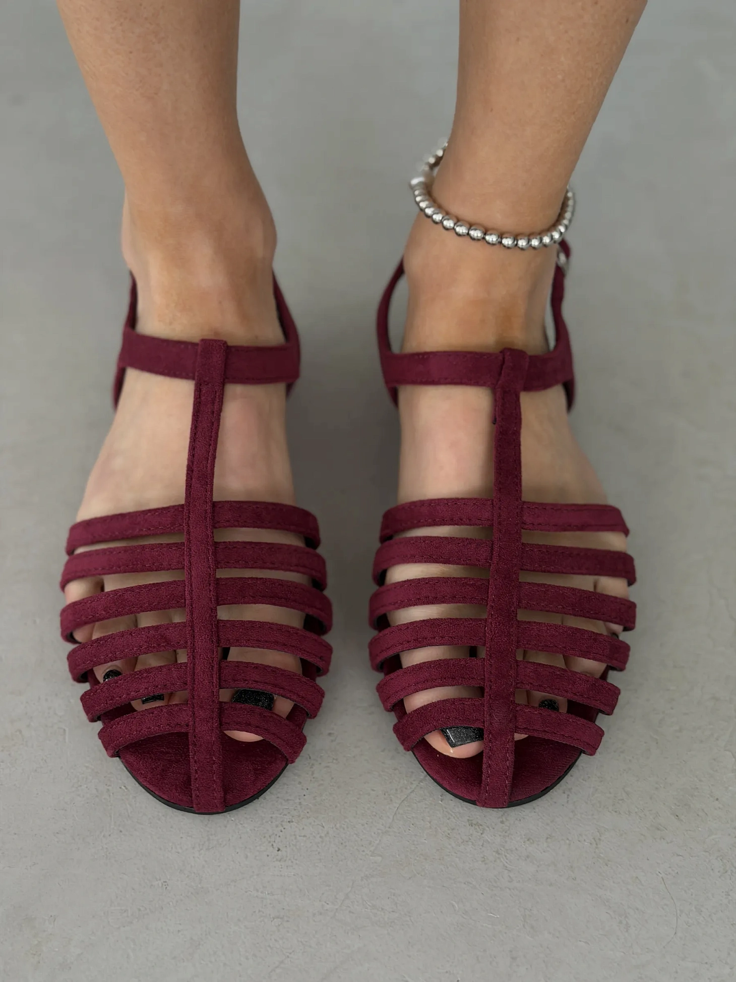 Летние босоножки женские с закрытым носом