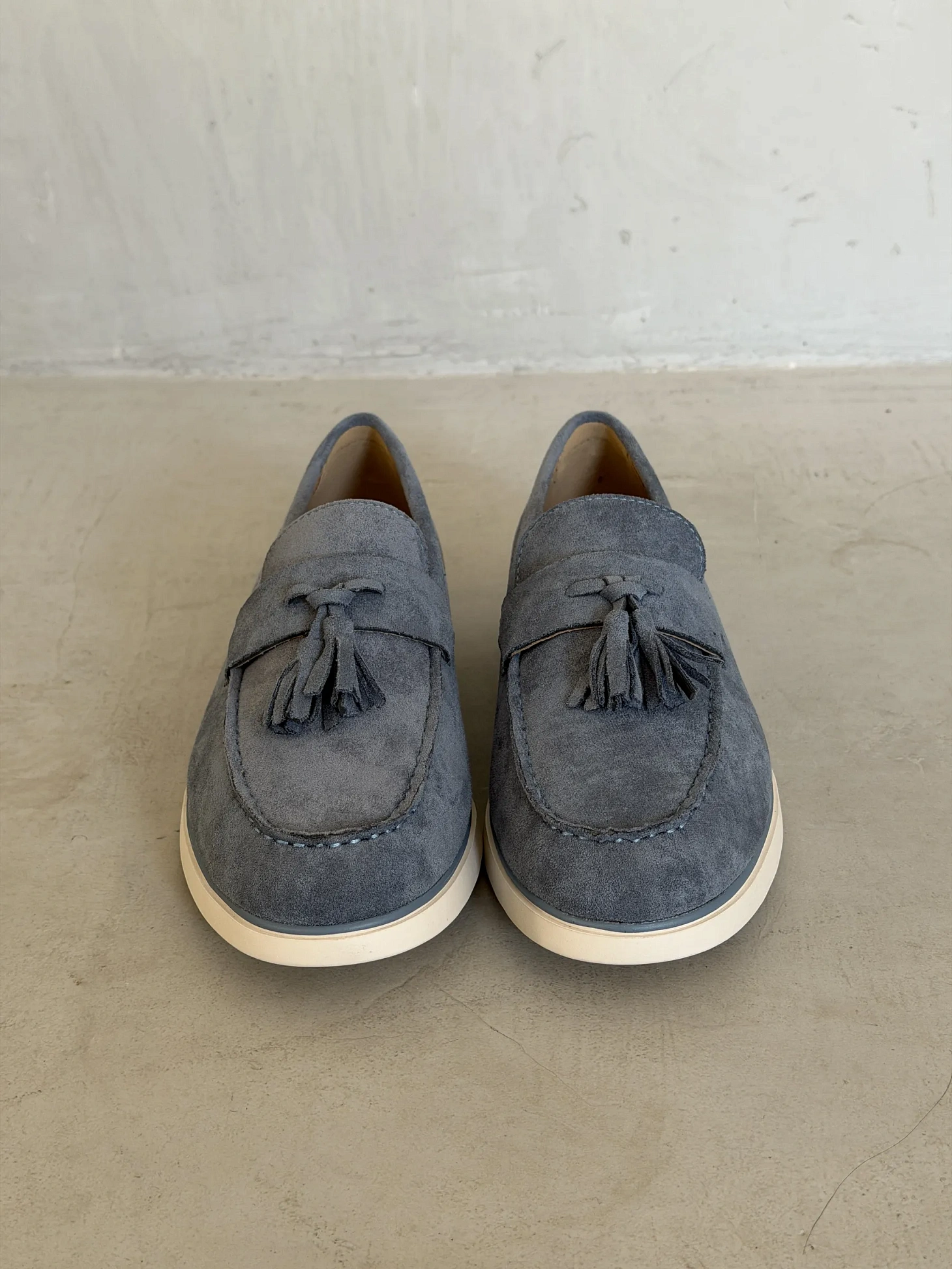 Замшевые лоферы мужские классические на платформе