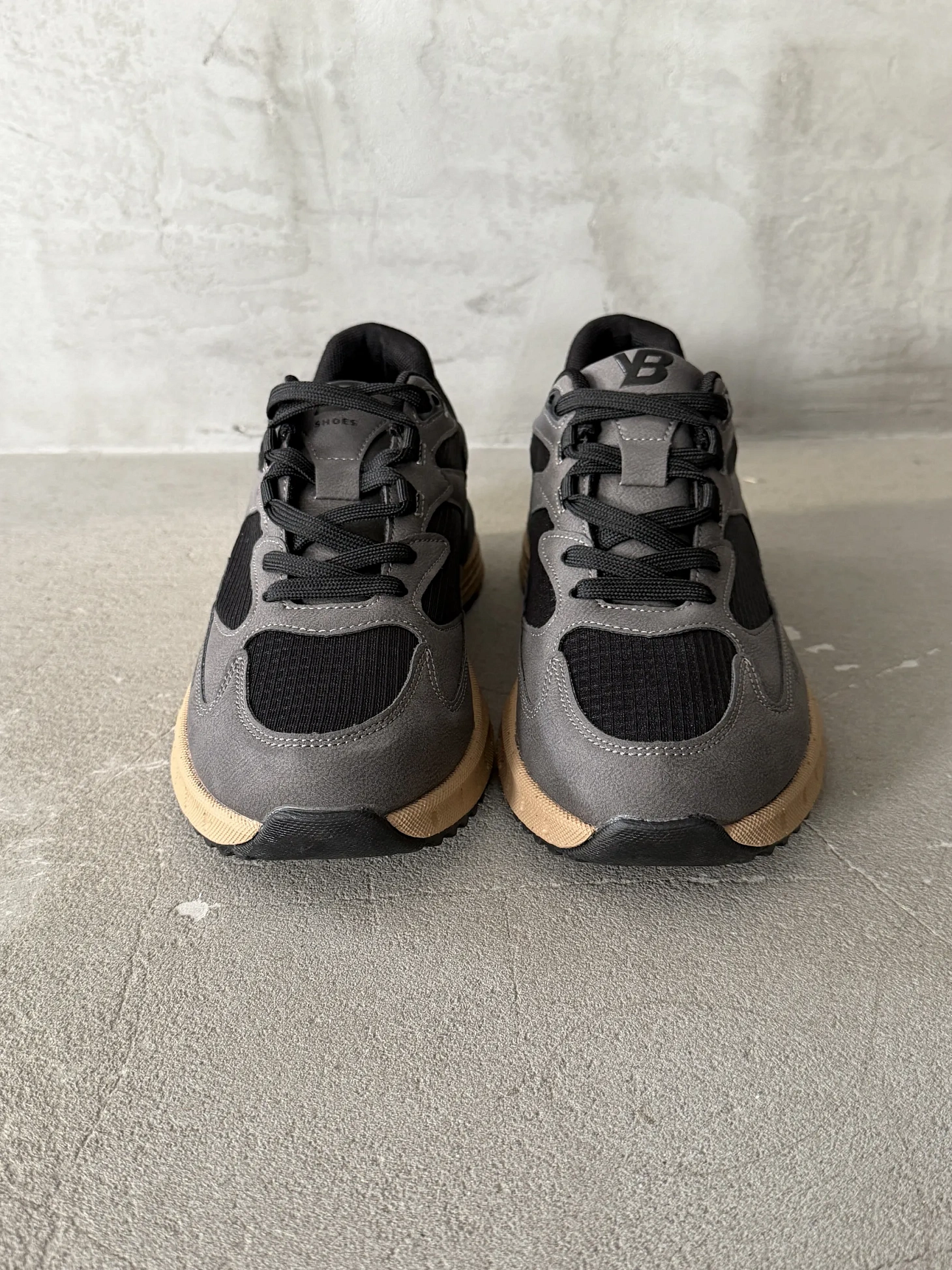 Демисезонные кроссовки мужские спортивные