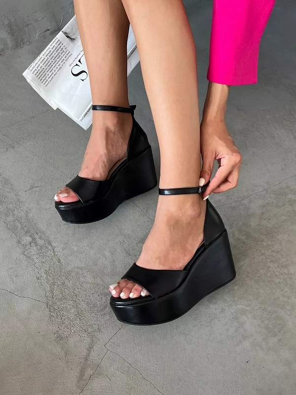 Босоножки женские экокожа