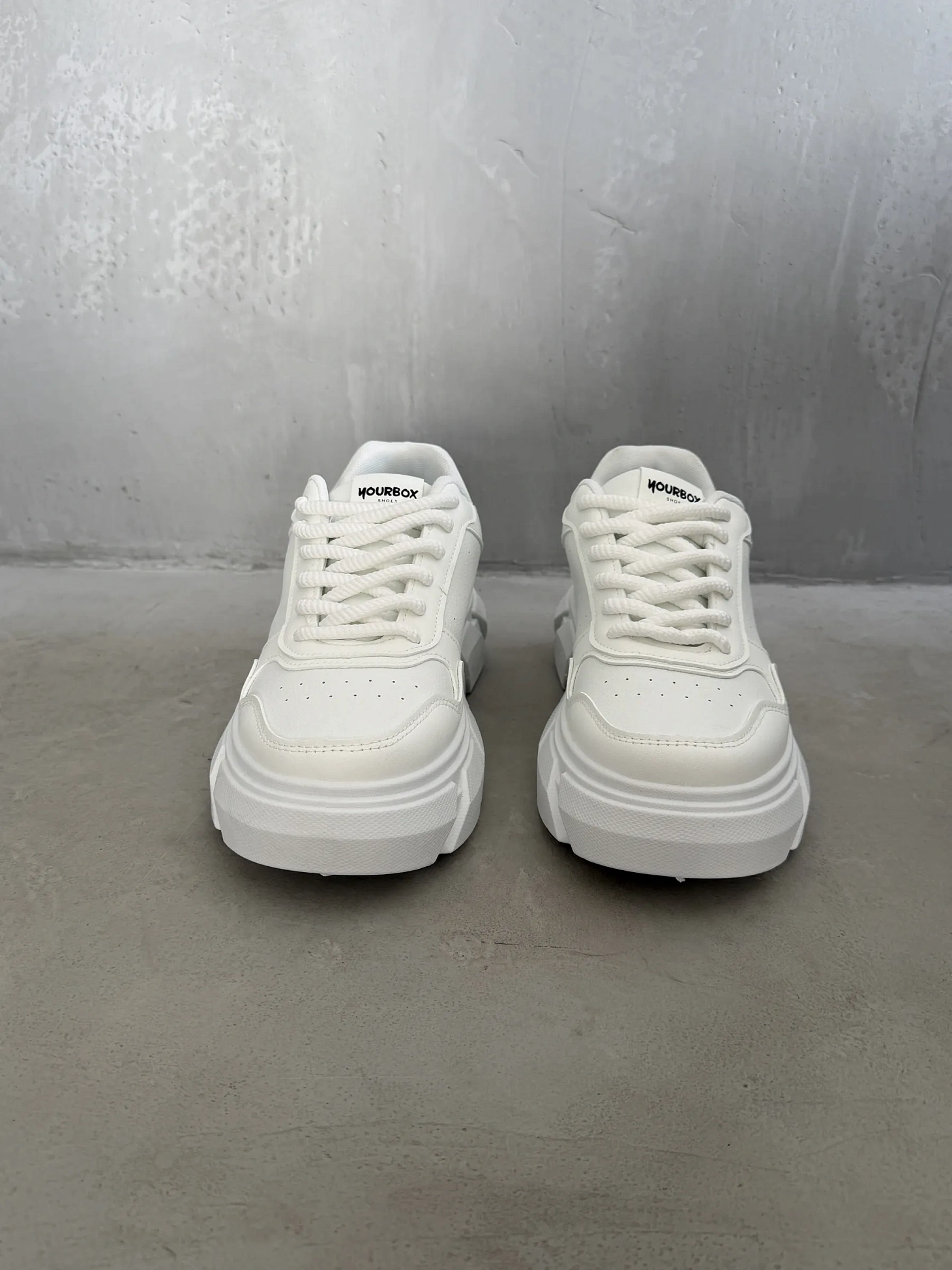 Демисезонные кроссовки высокие кеды