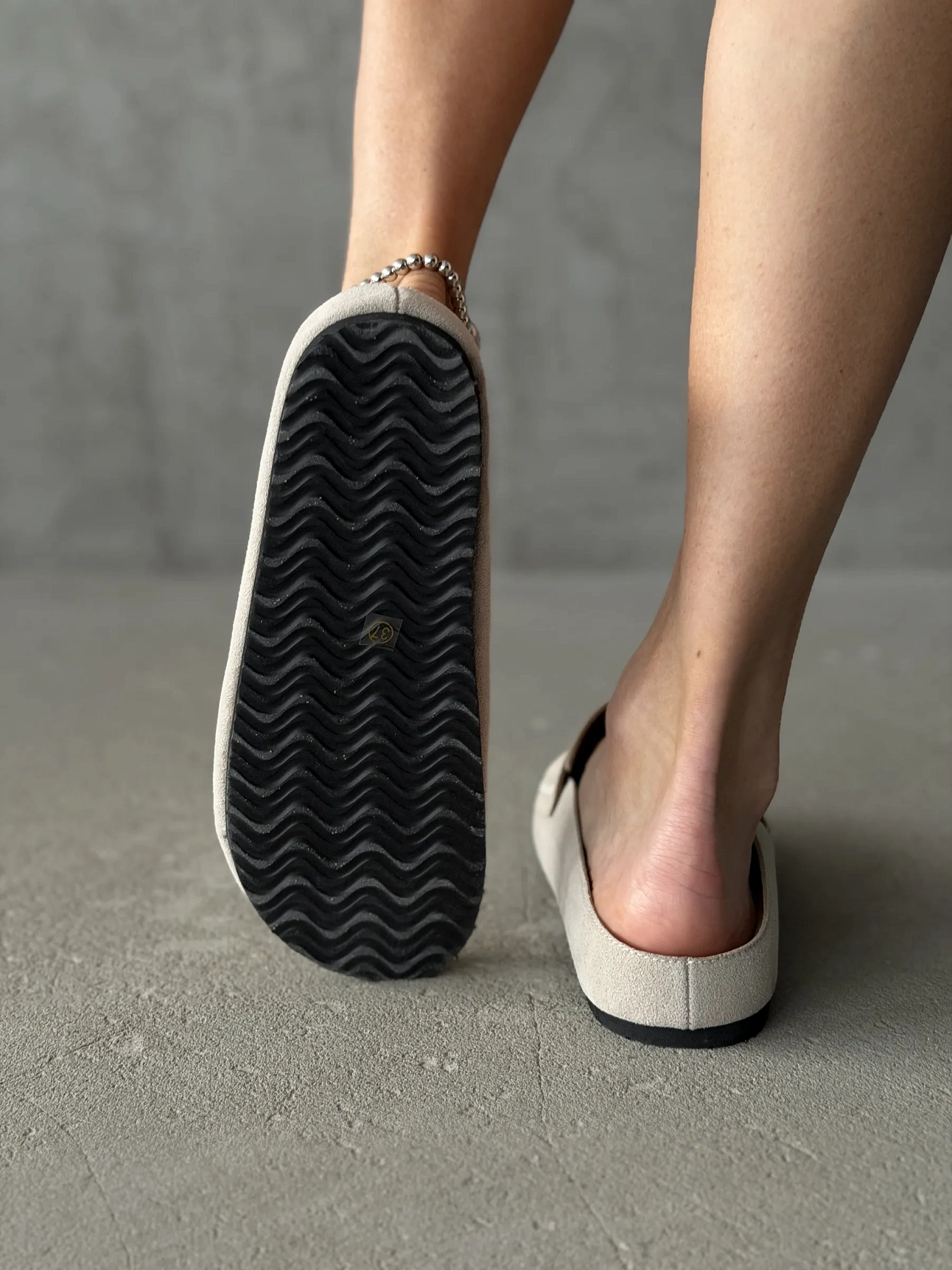 Летние сабо женские с закрытым носом